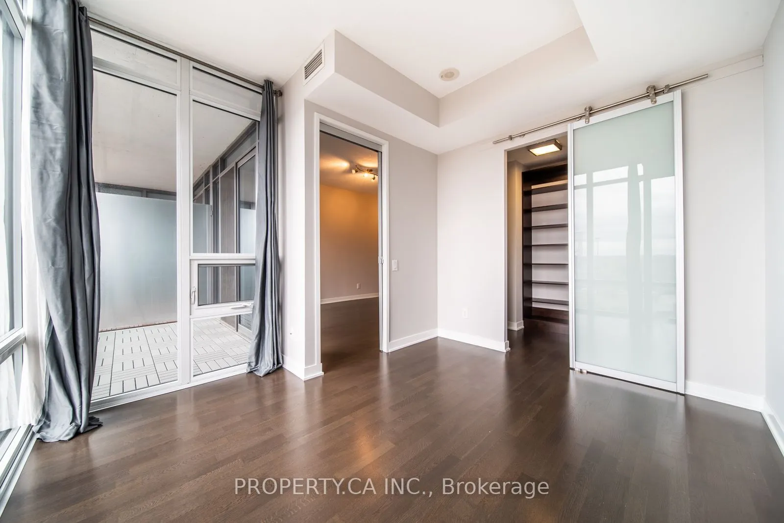 88 Park Lawn Road #1215