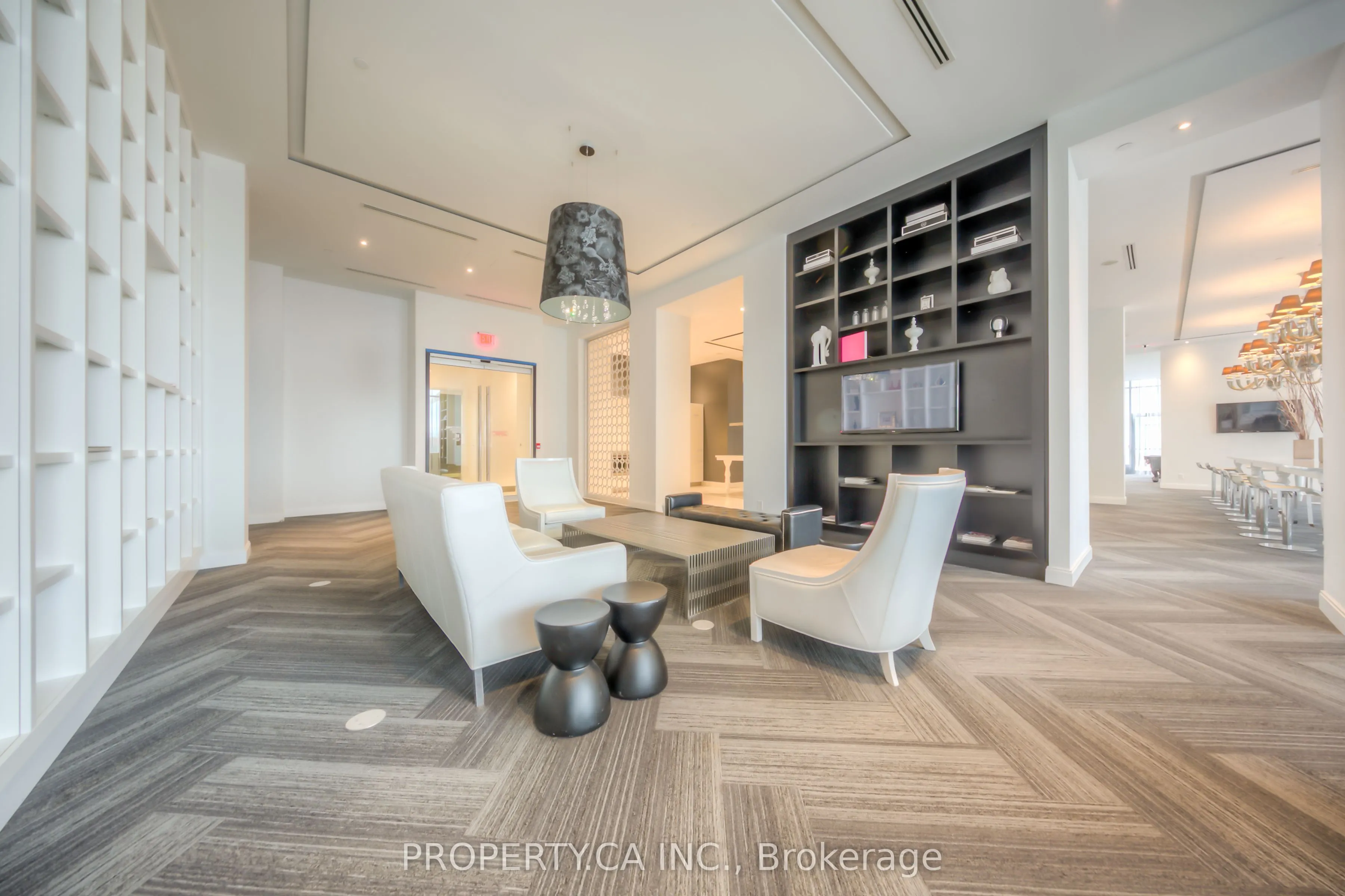 88 Park Lawn Road #1215