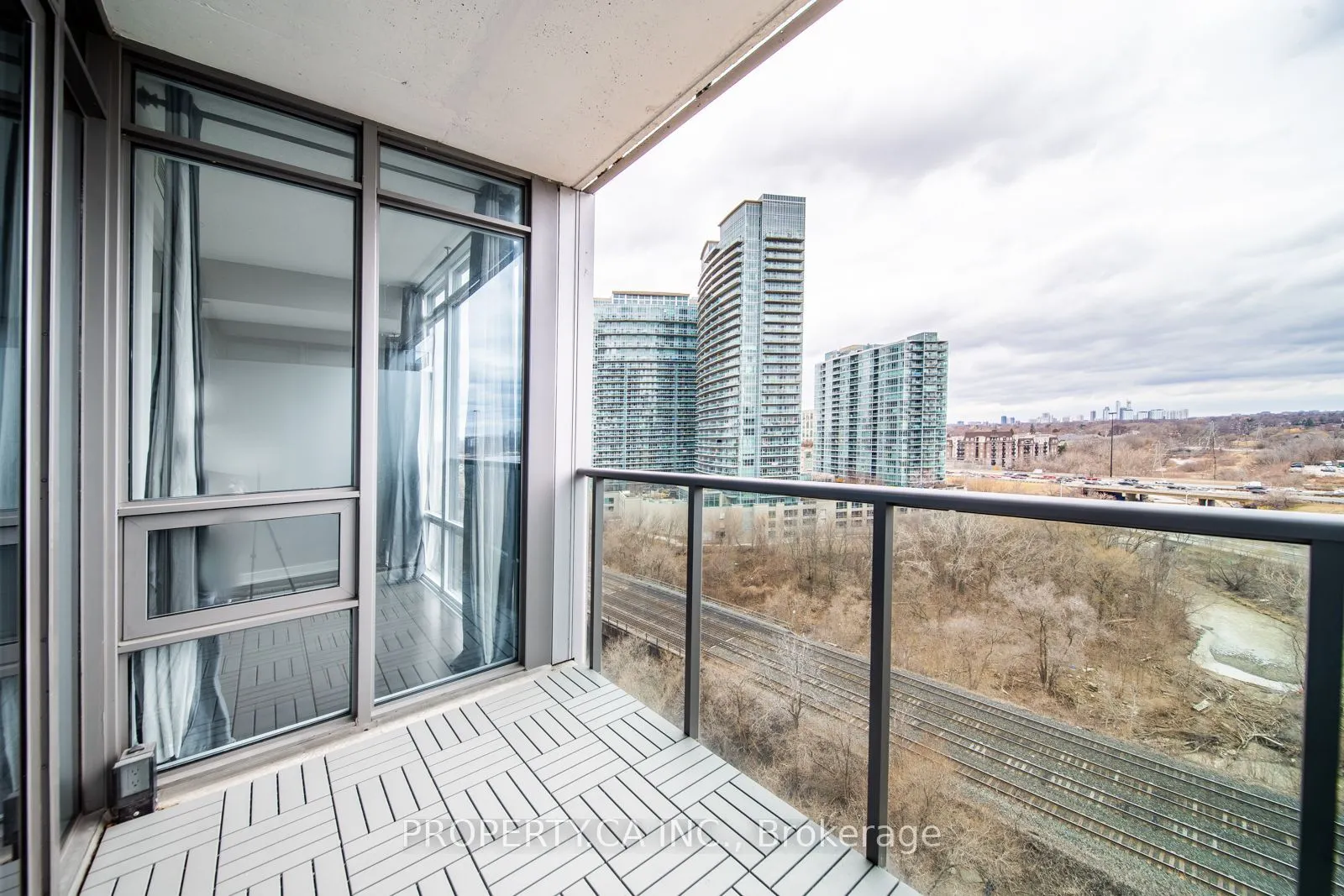 88 Park Lawn Road #1215