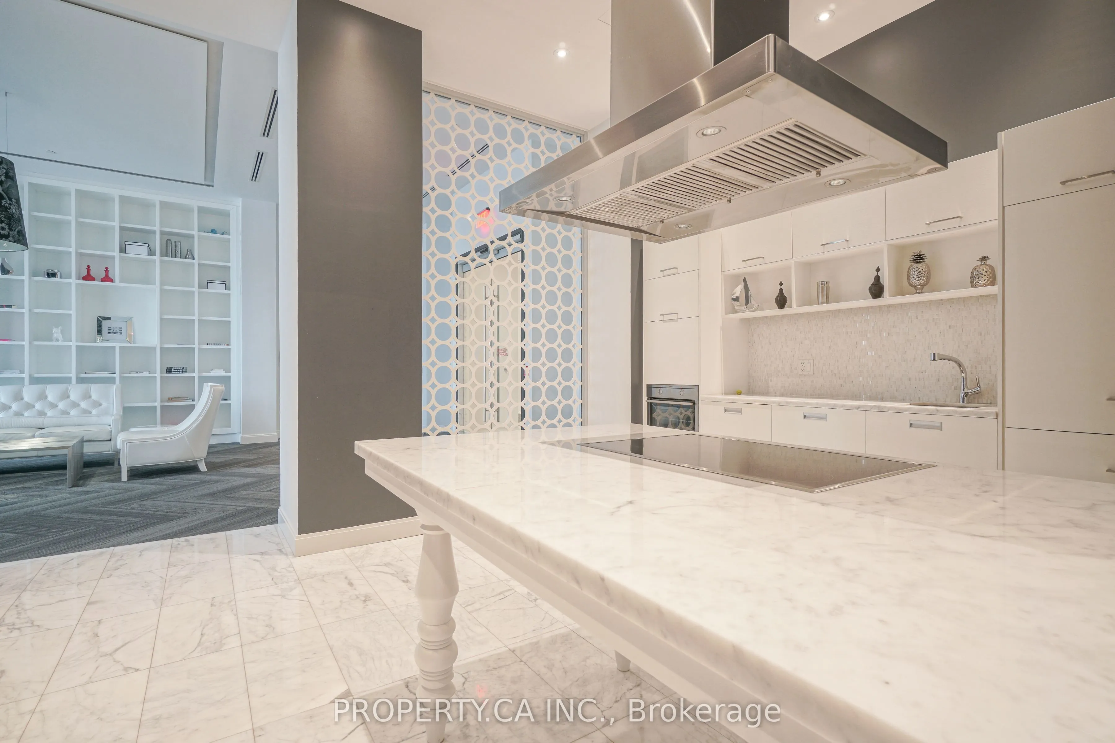 88 Park Lawn Road #1215