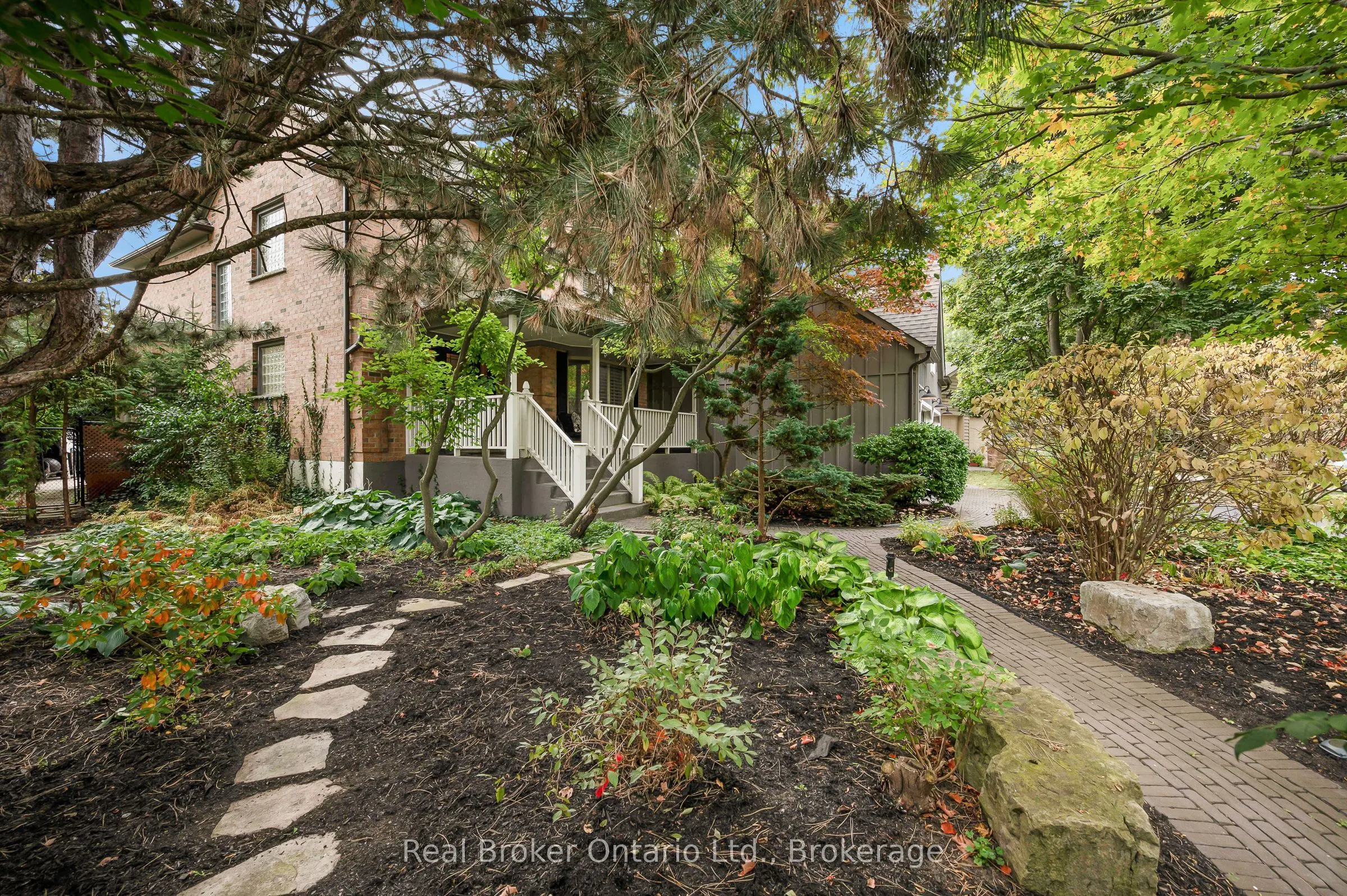 3270 Shelburne Place