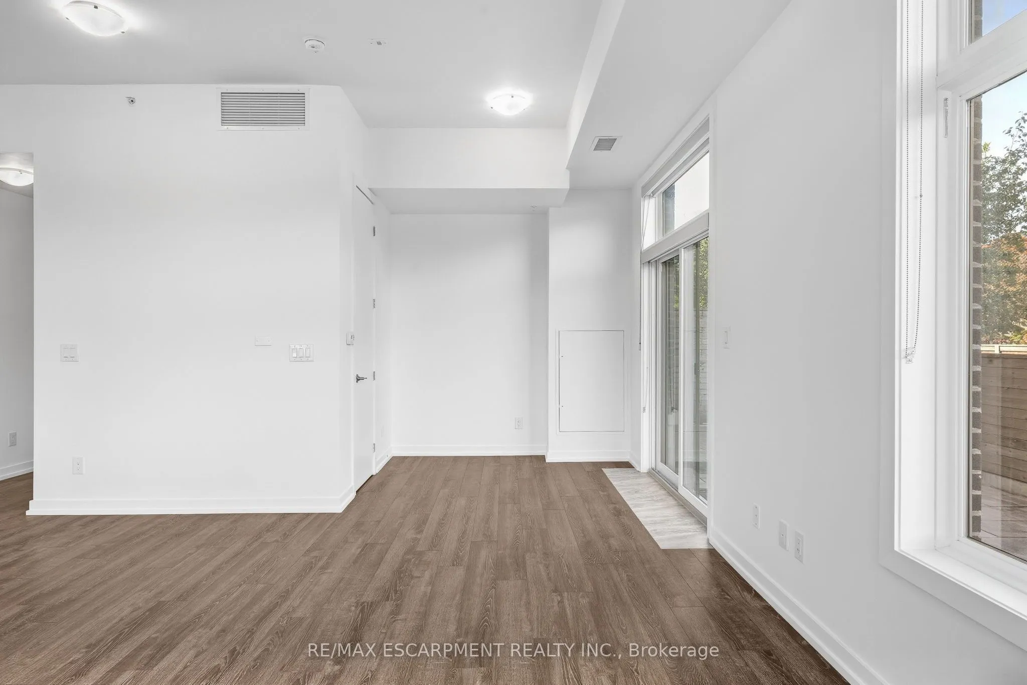 457 Plains Road E #108