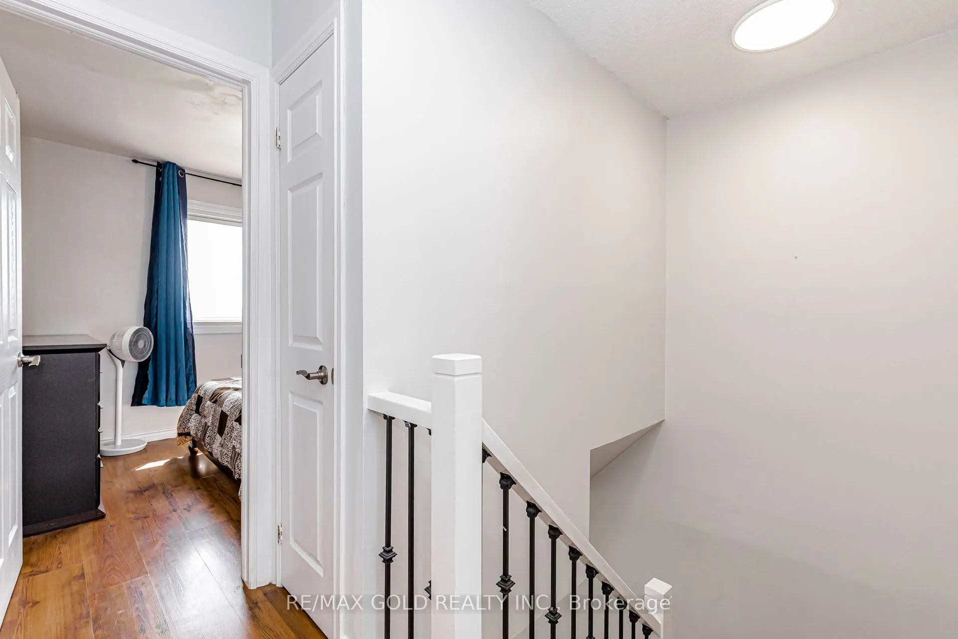 240 Simmons Boulevard