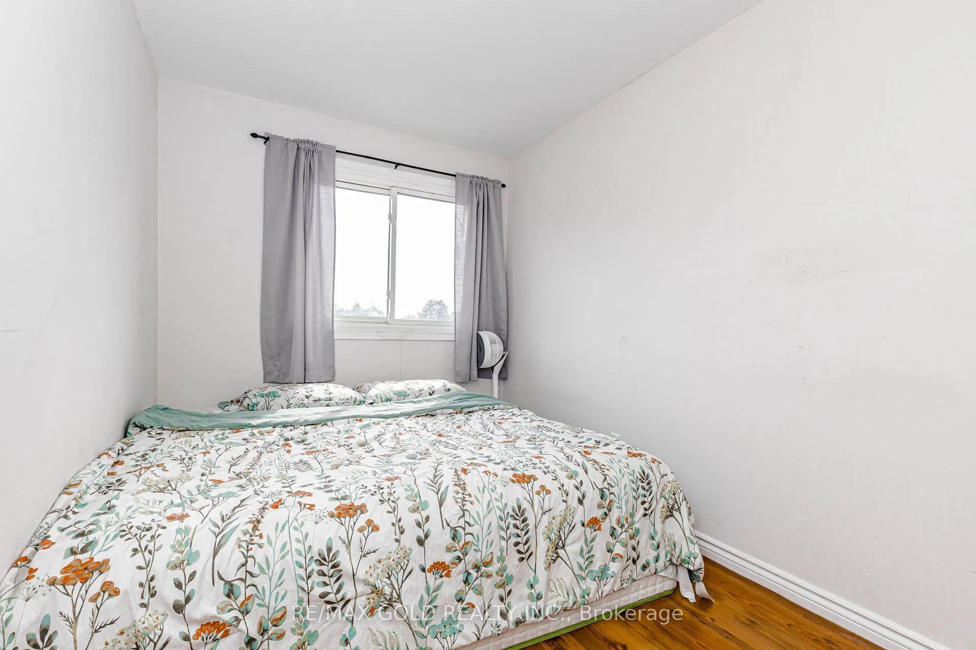 240 Simmons Boulevard