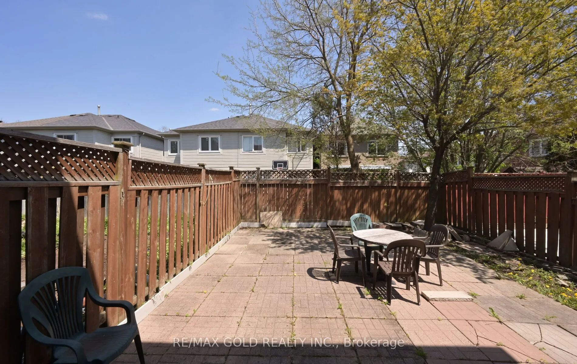 171 Fernforest Drive