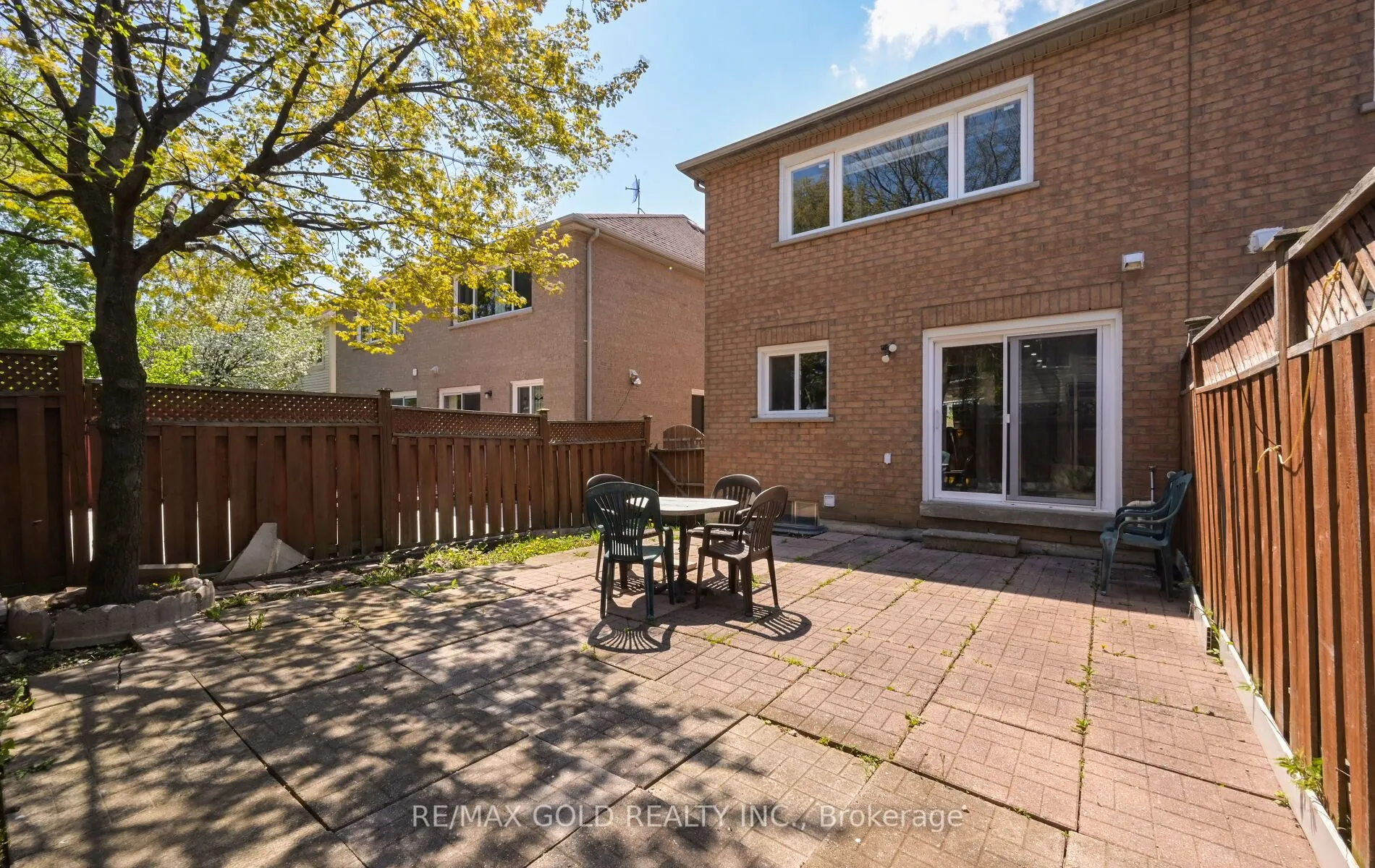 171 Fernforest Drive