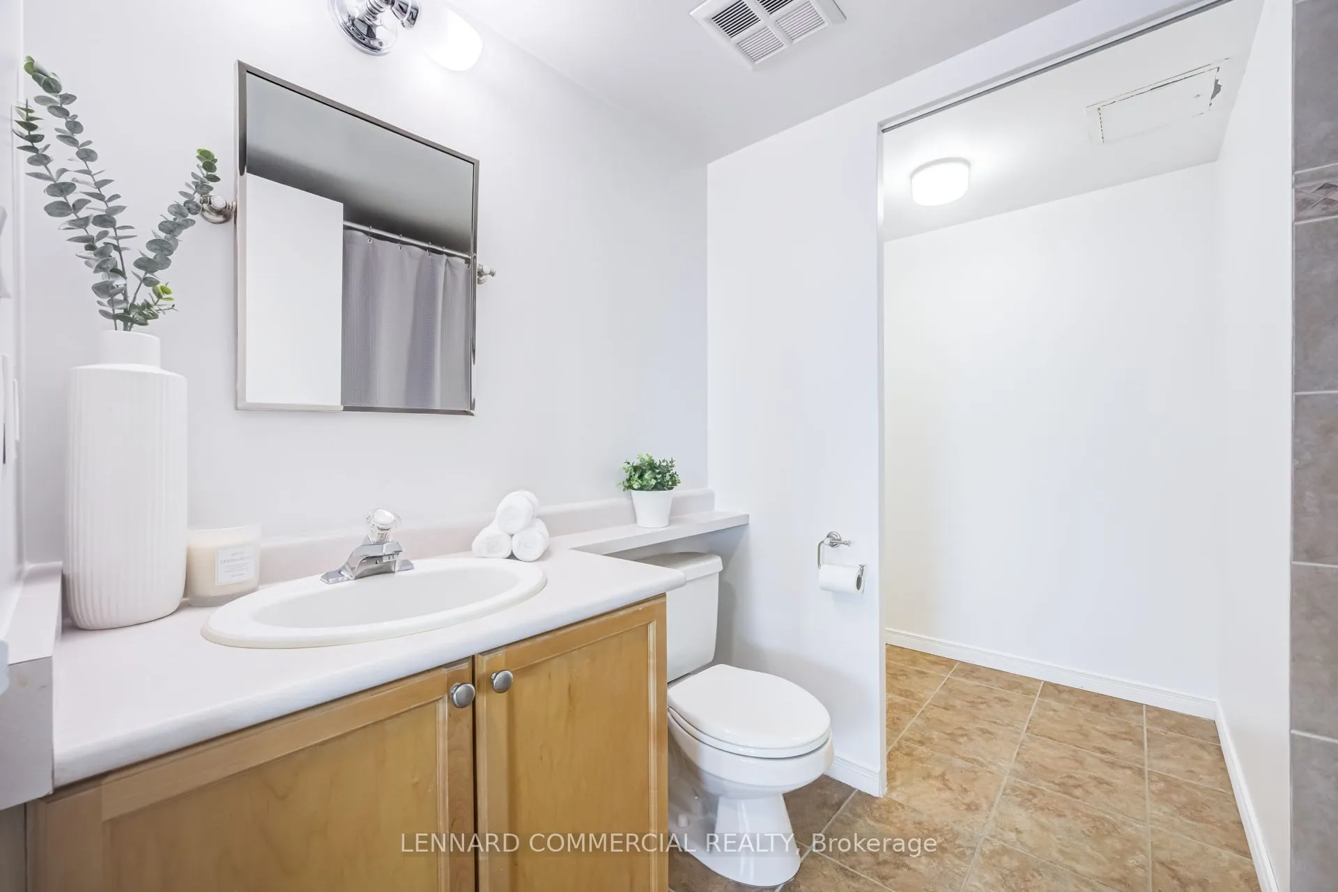 200 Manitoba Street #417