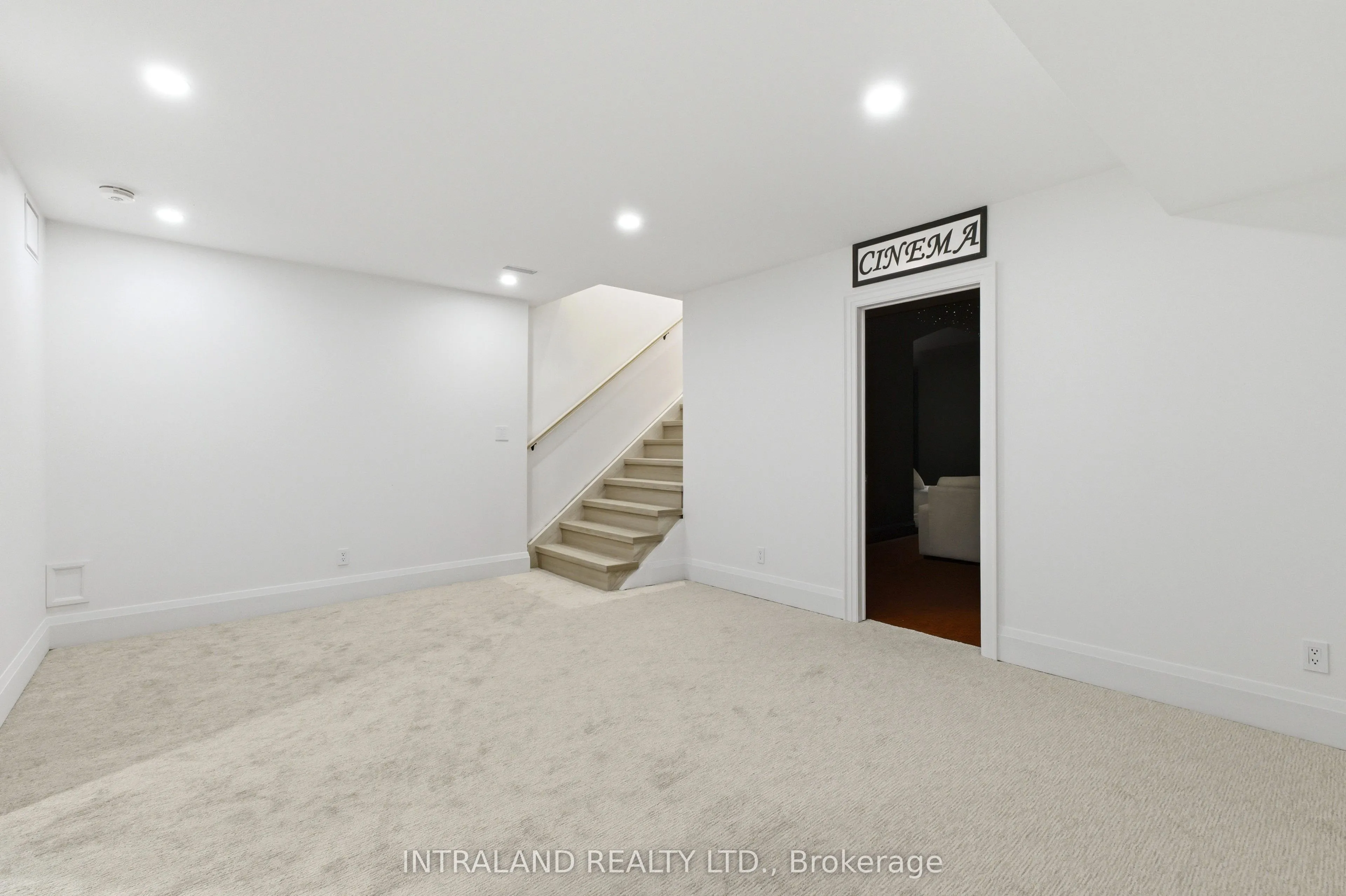 39 Chandos Avenue