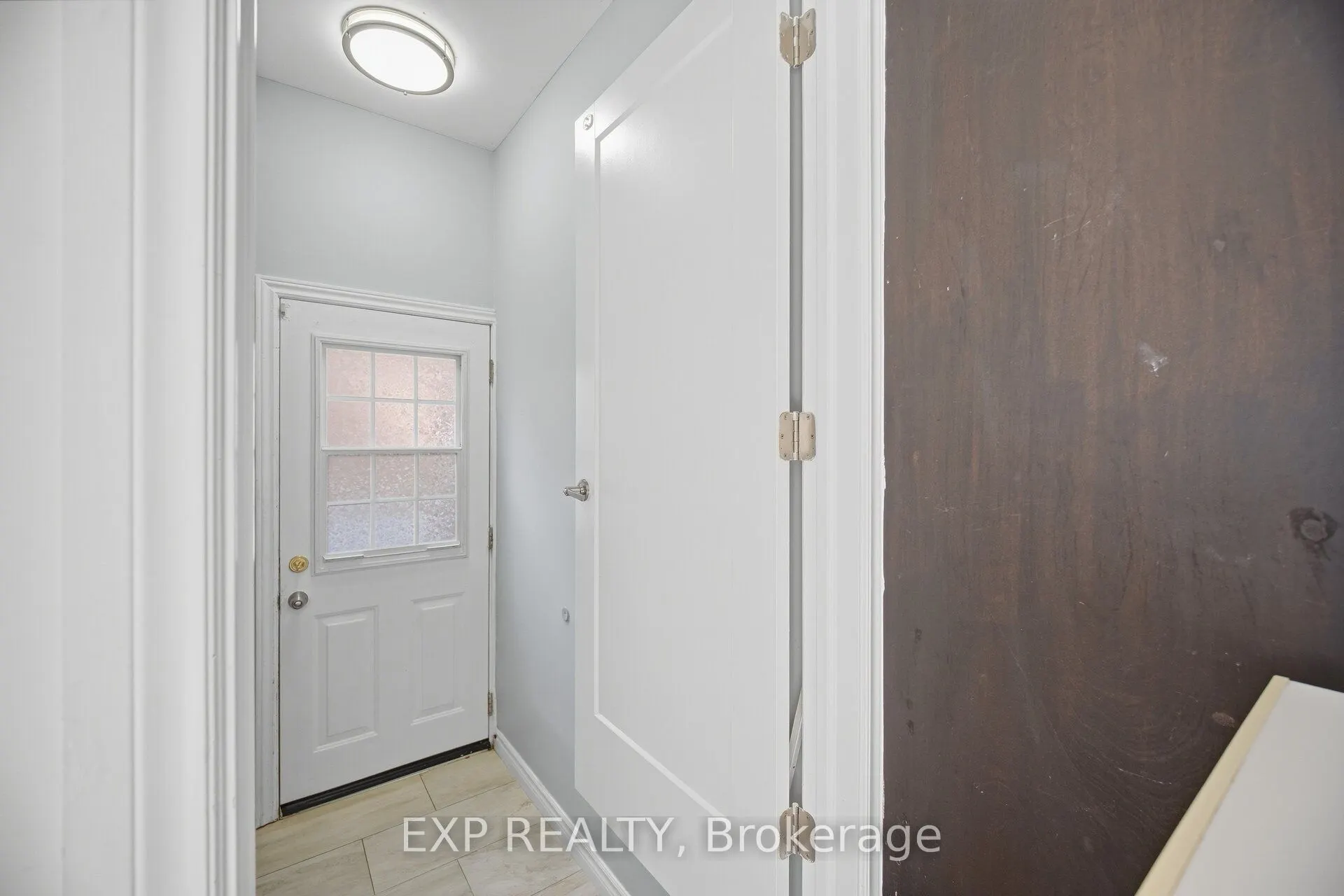 1262 Kelly Road