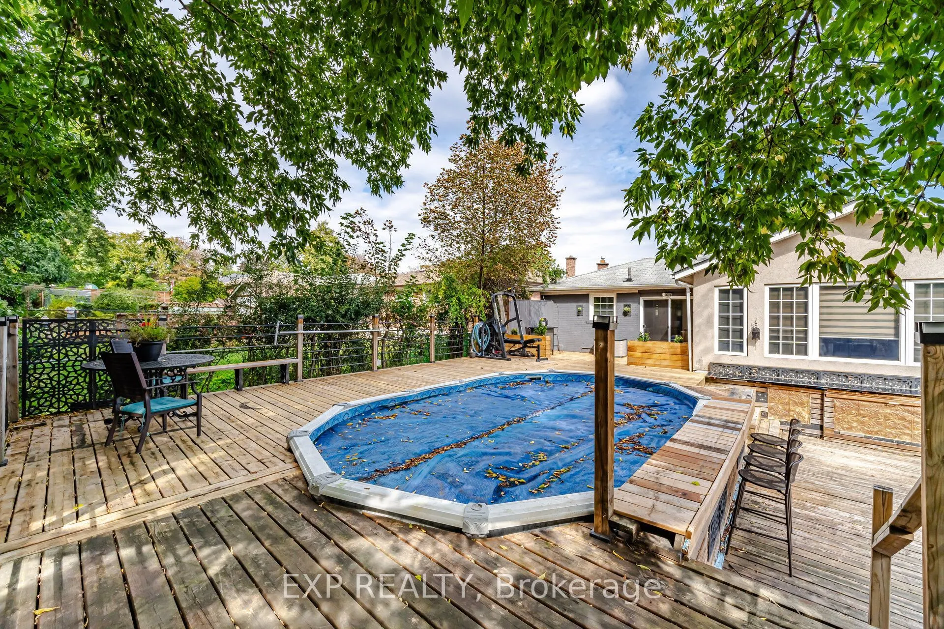 1262 Kelly Road