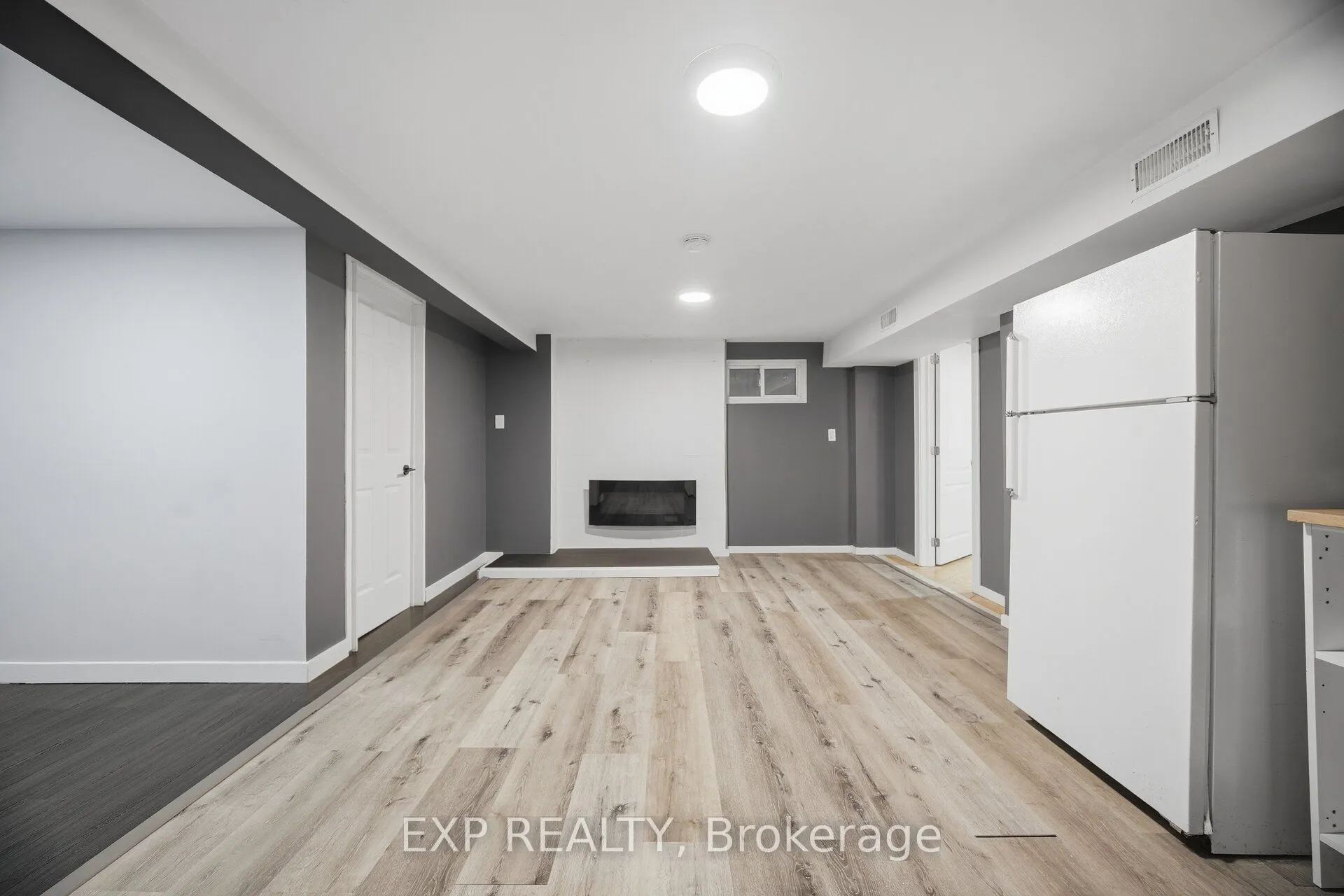 1262 Kelly Road