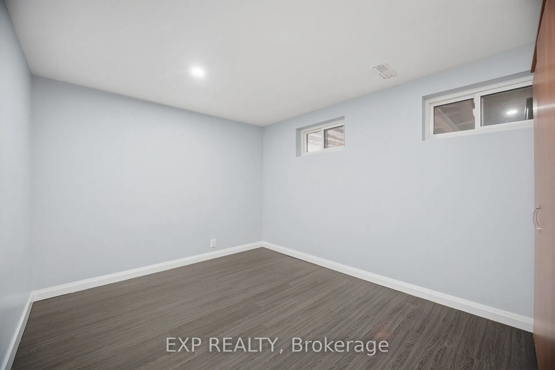 1262 Kelly Road