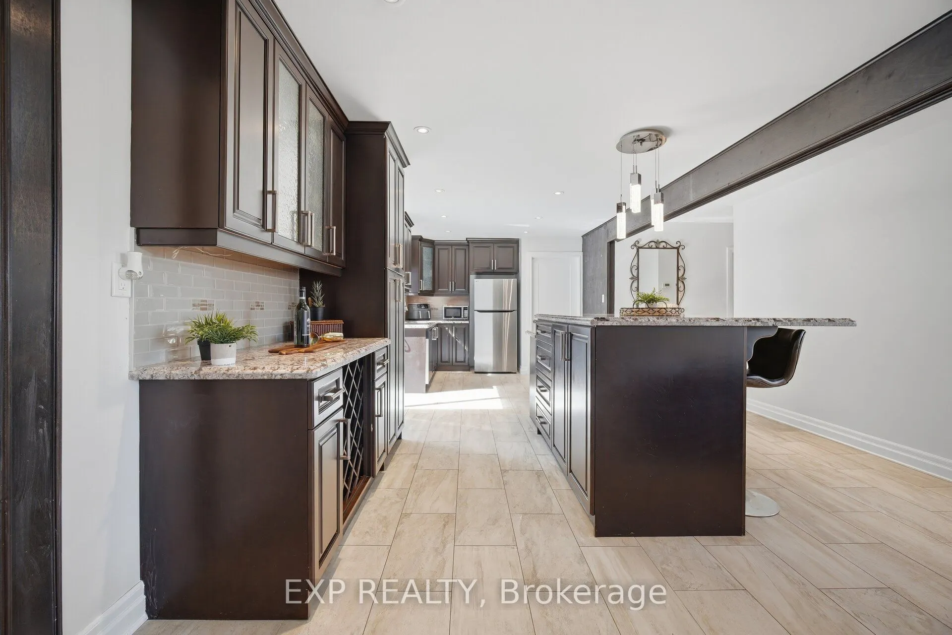 1262 Kelly Road