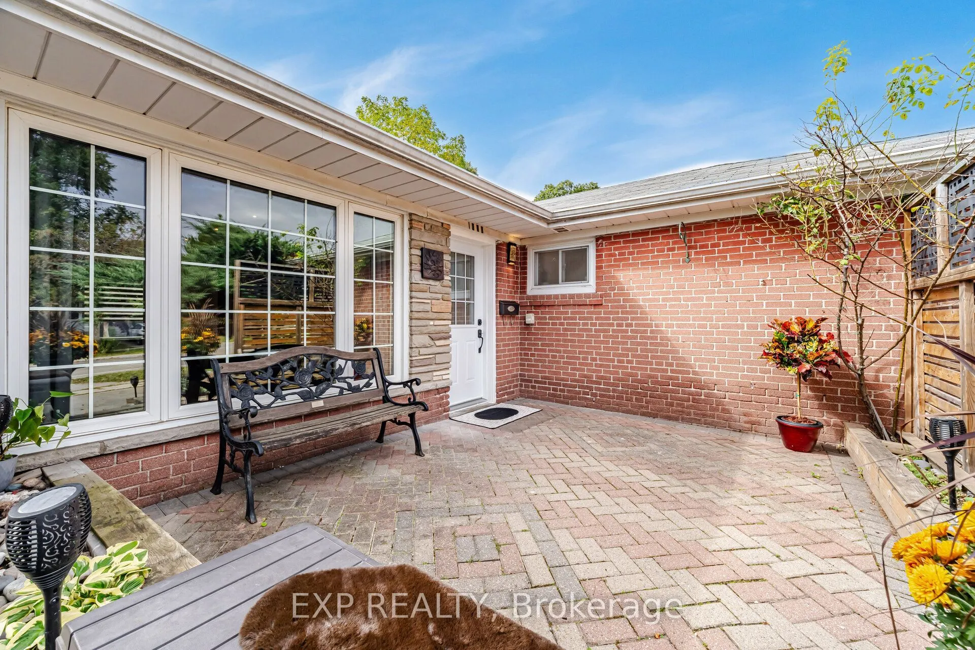 1262 Kelly Road