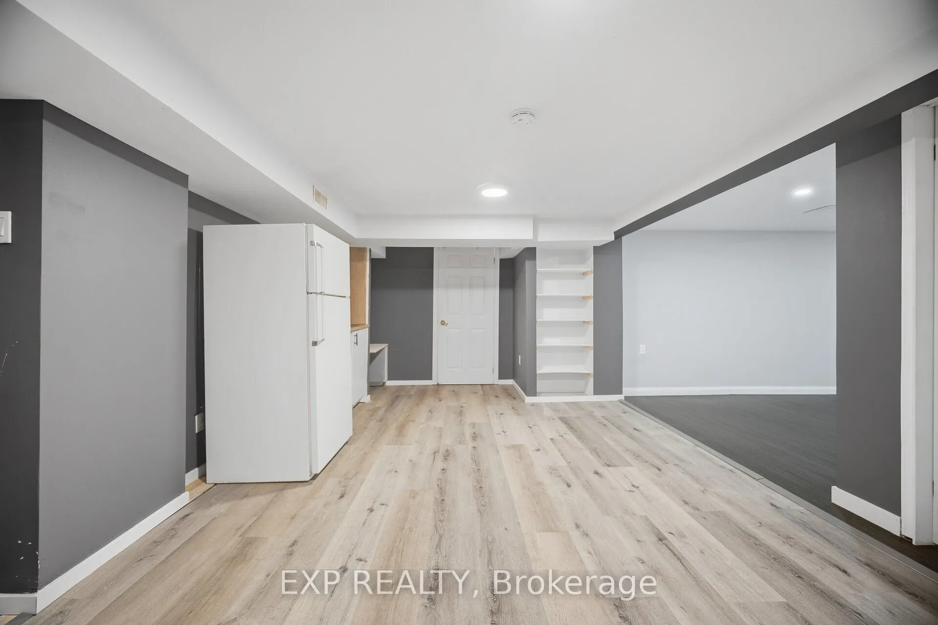 1262 Kelly Road