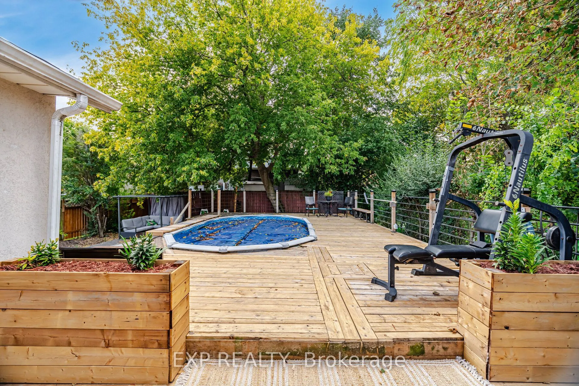 1262 Kelly Road