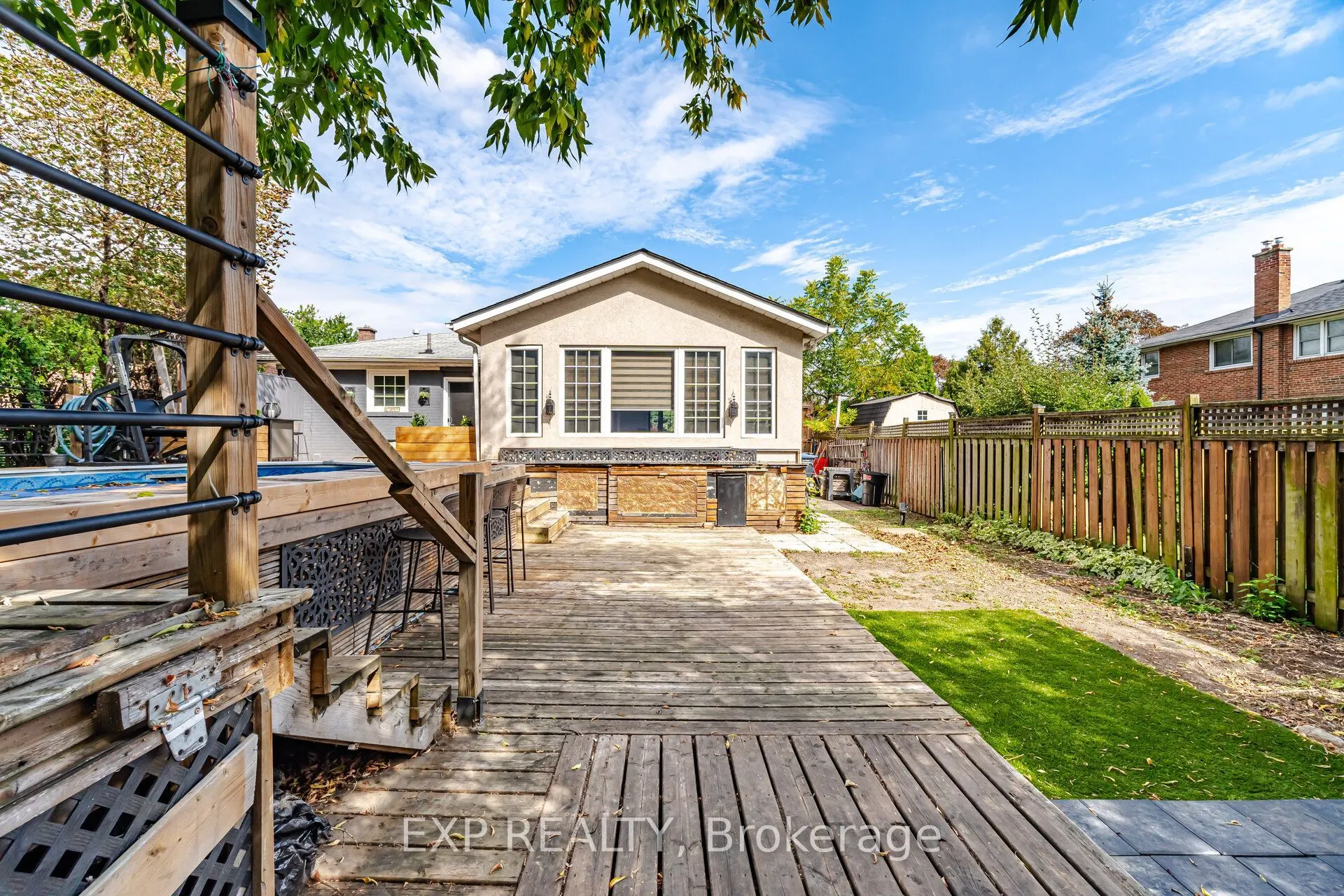 1262 Kelly Road