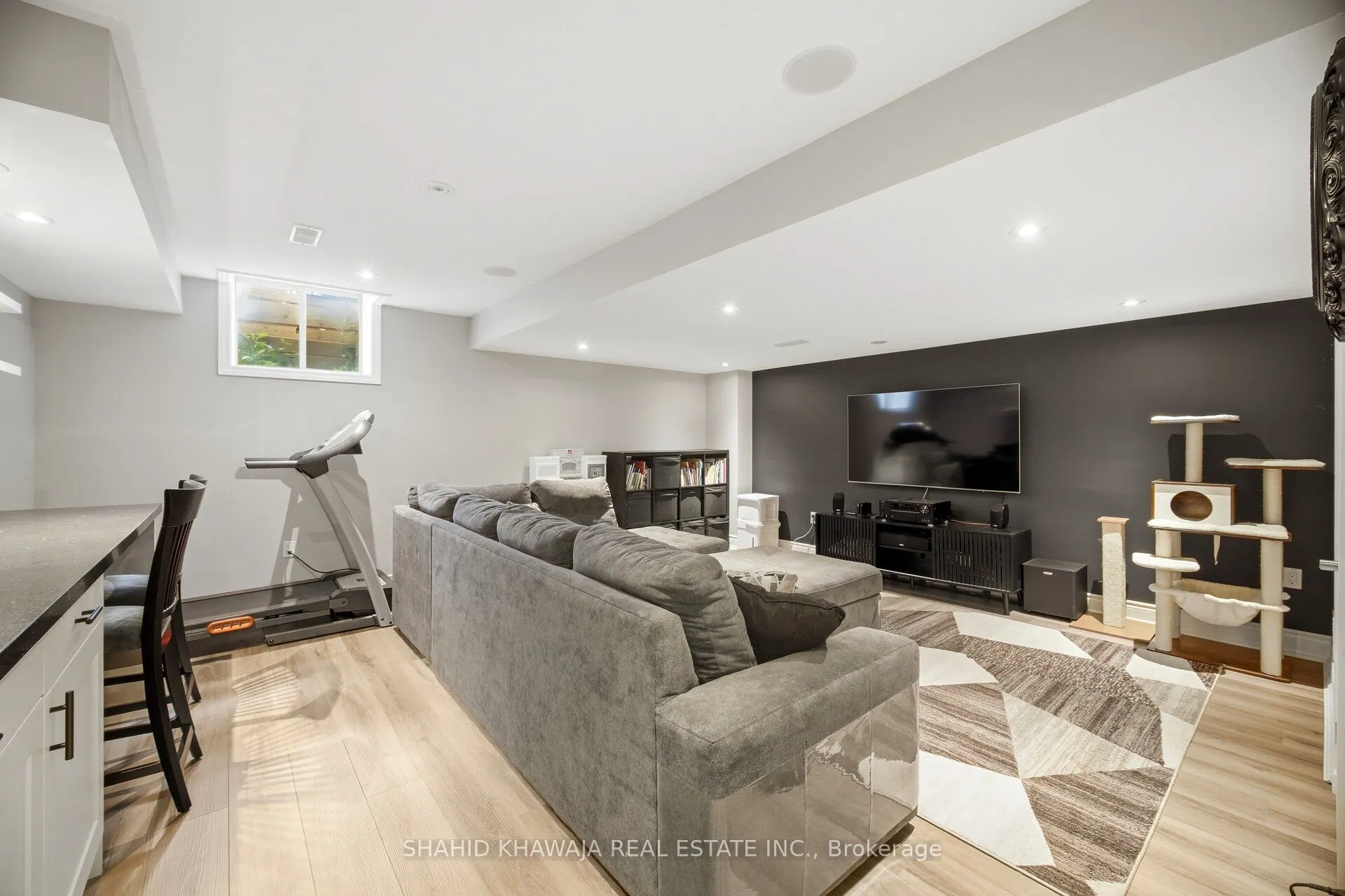 1504 Shade Lane