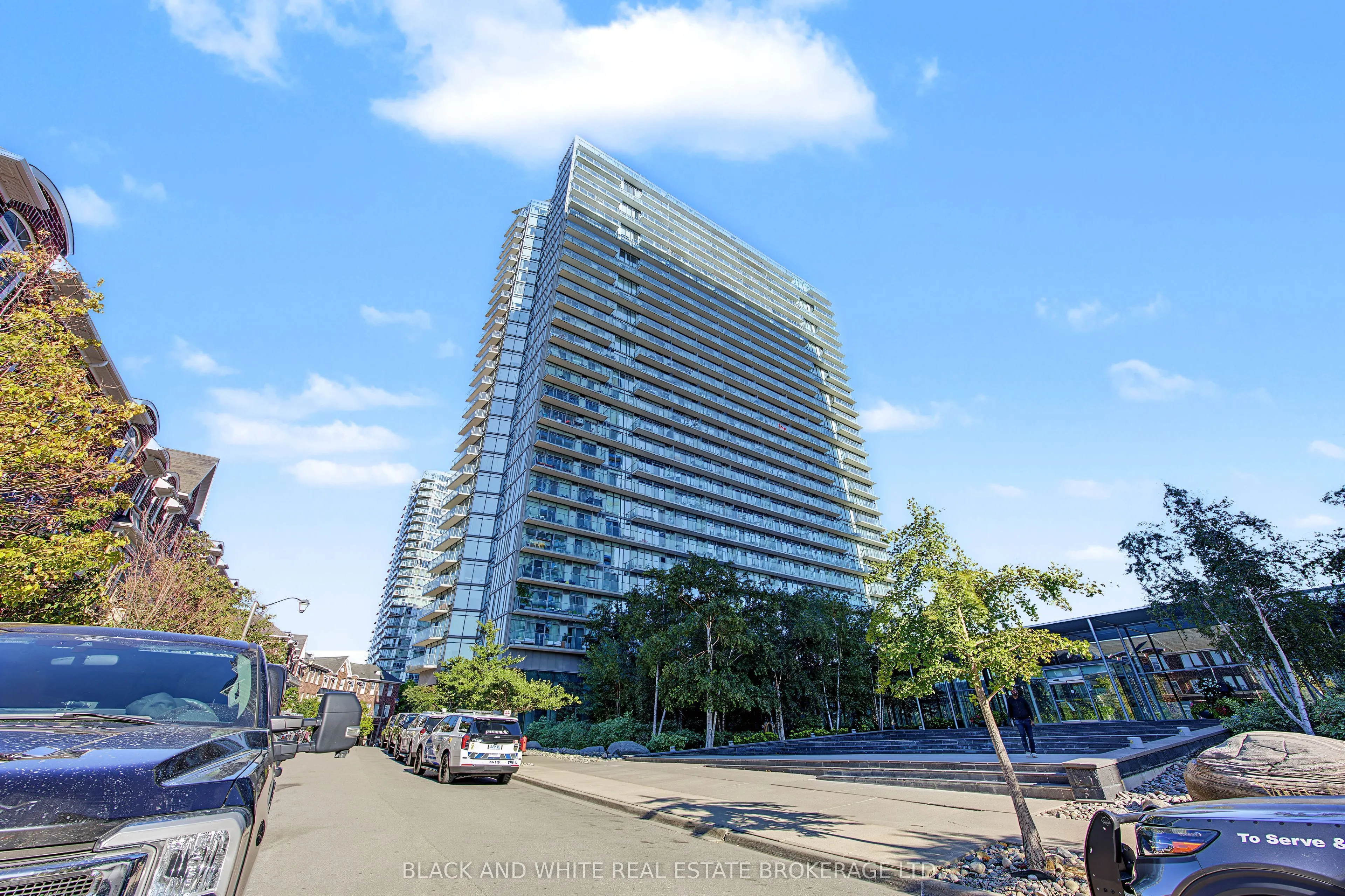 103 The Queensway Avenue #2315