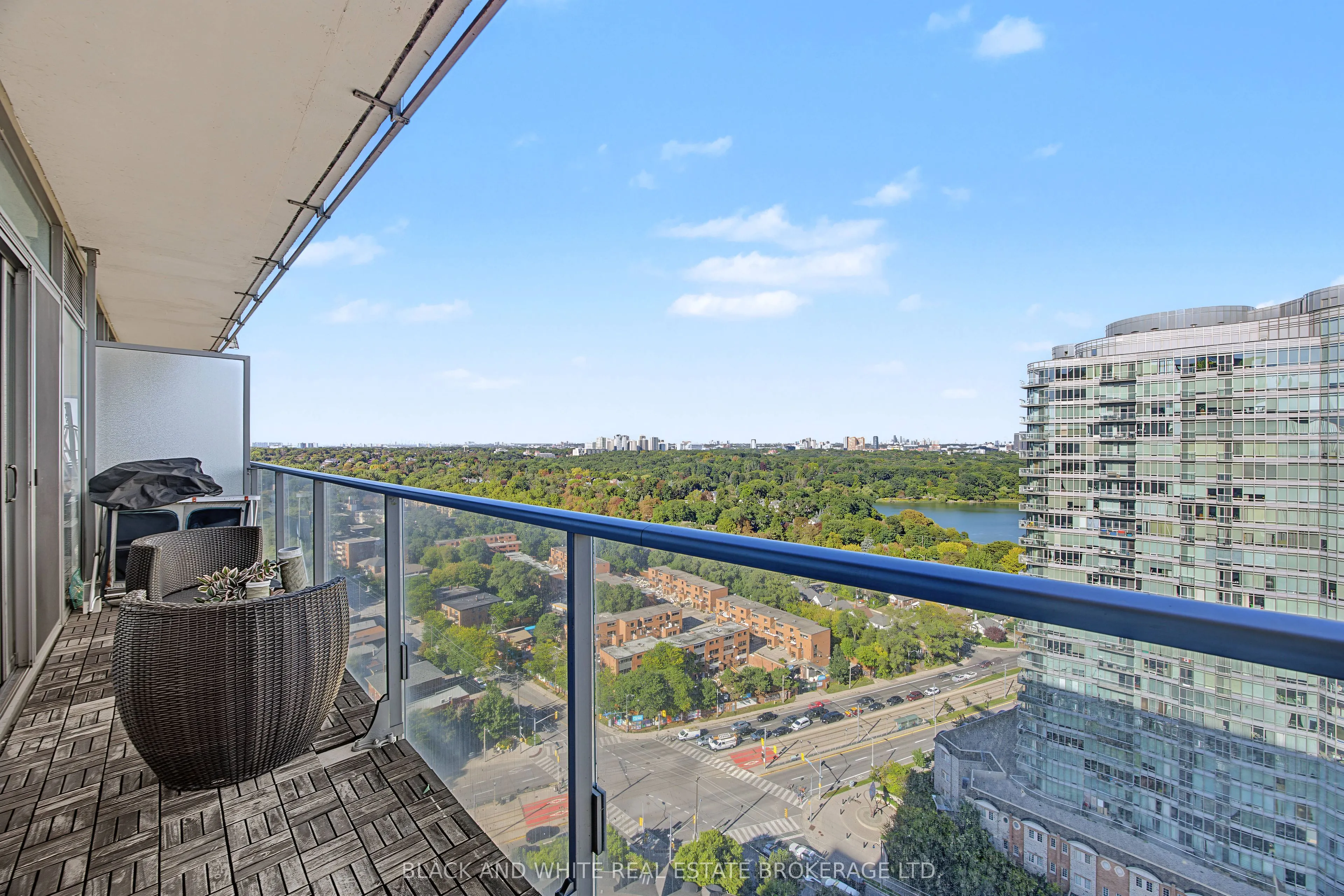 103 The Queensway Avenue #2315