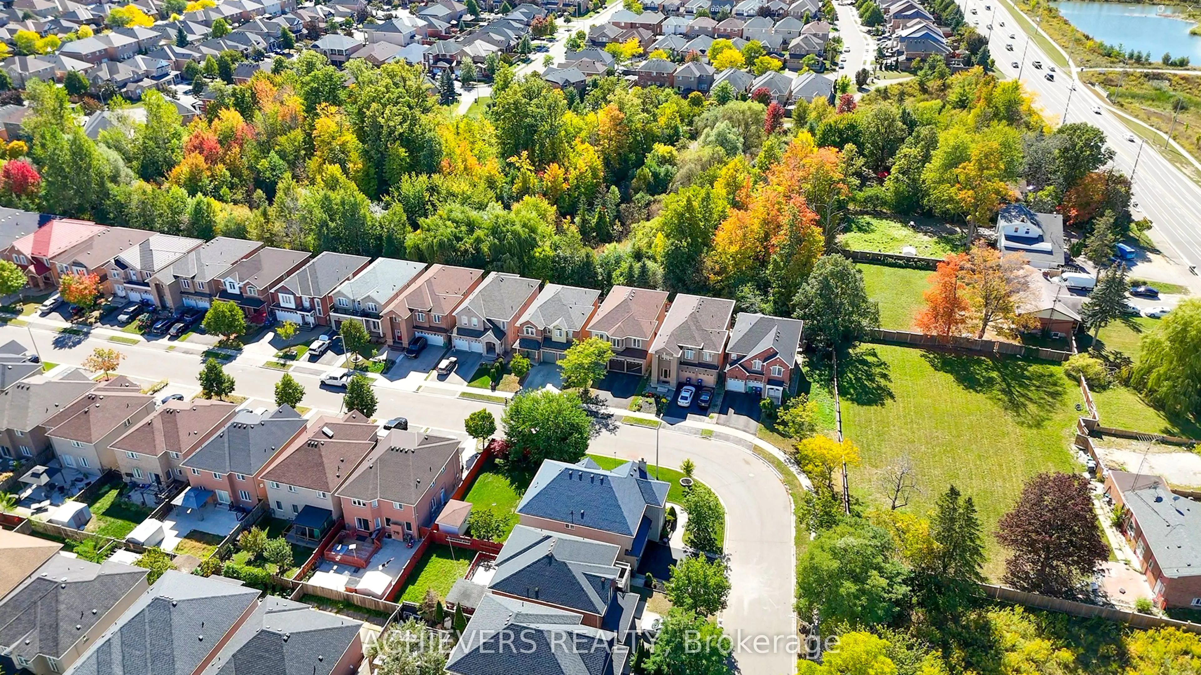 62 Sir Jacobs Crescent