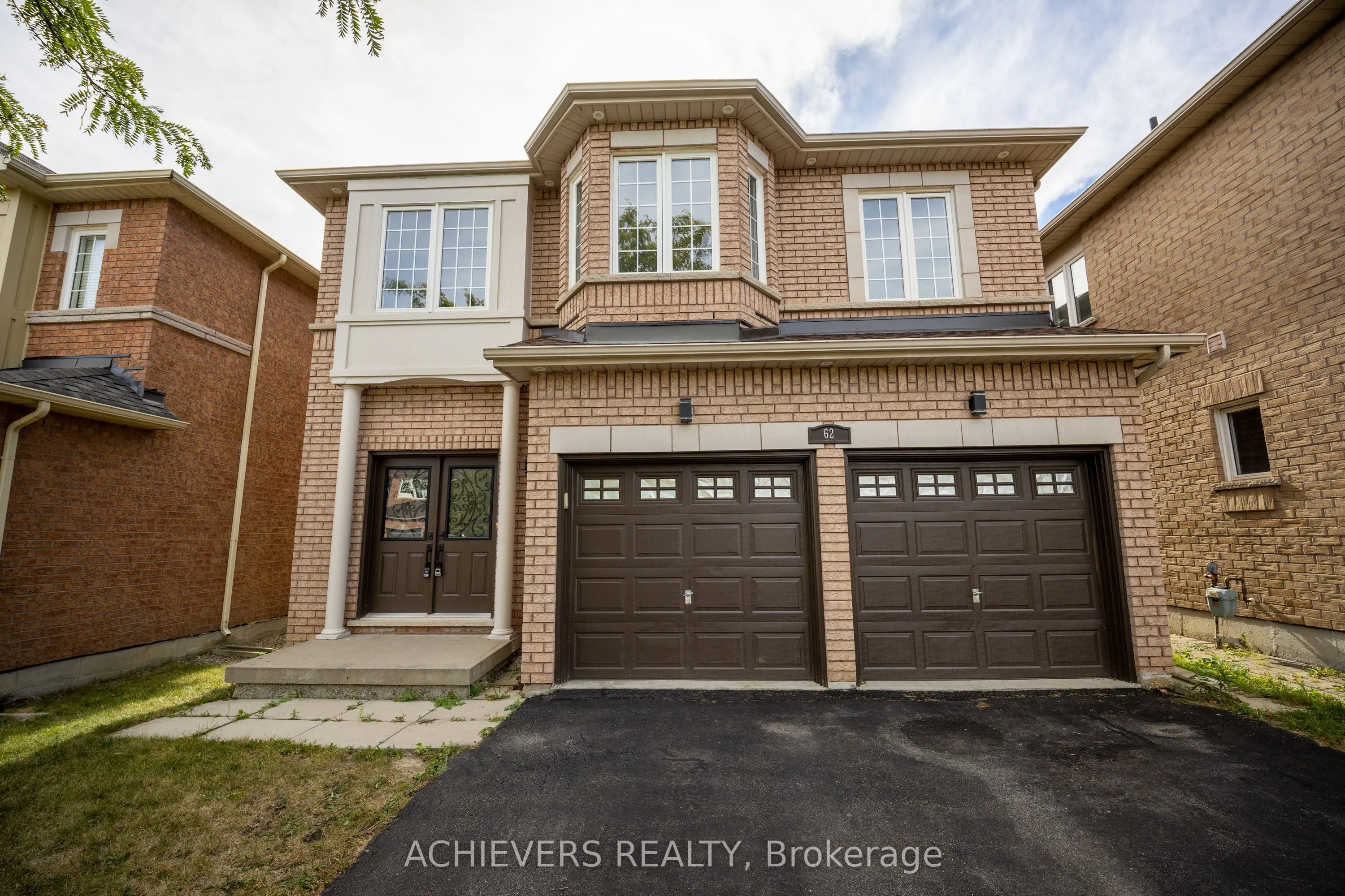 62 Sir Jacobs Crescent