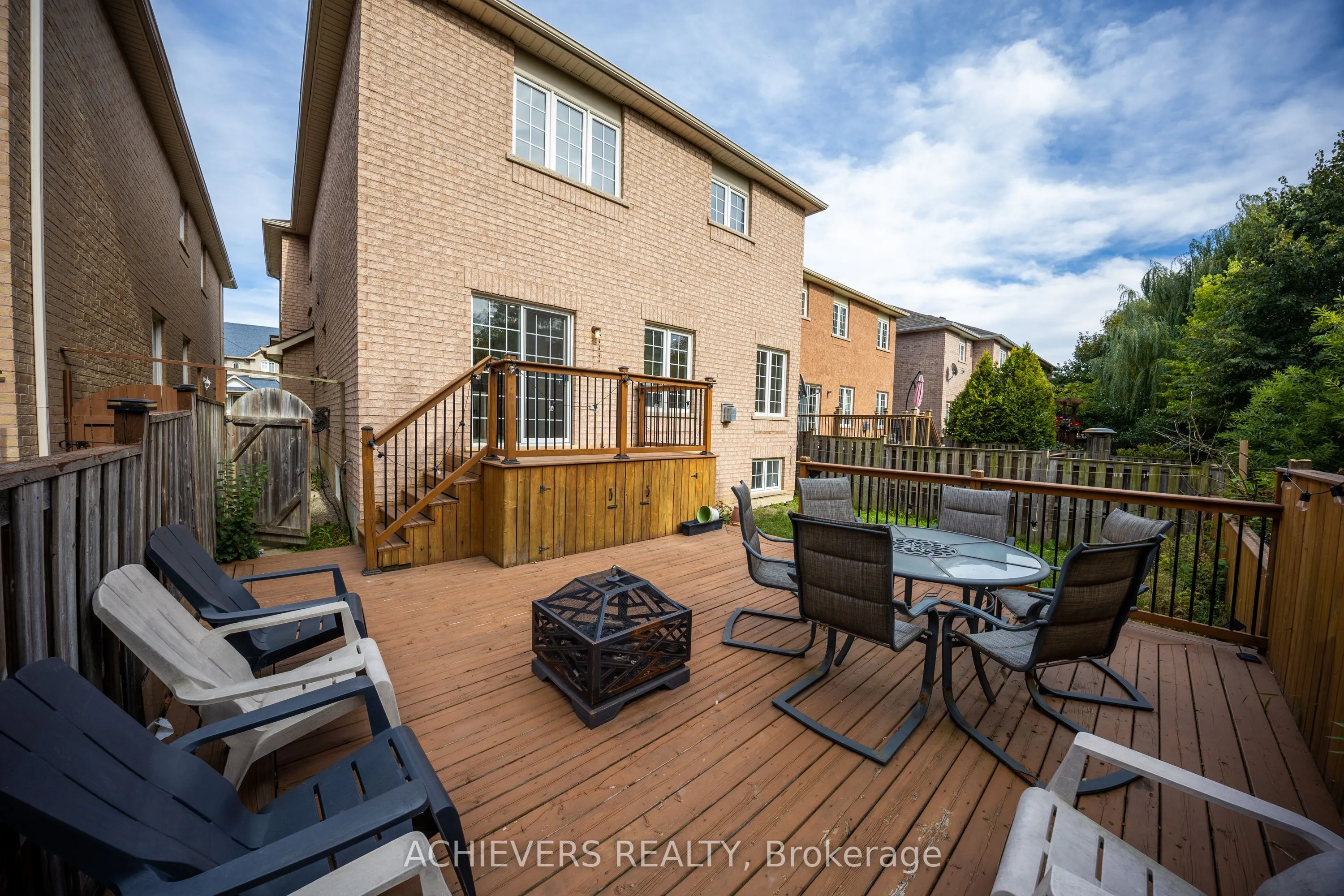 62 Sir Jacobs Crescent