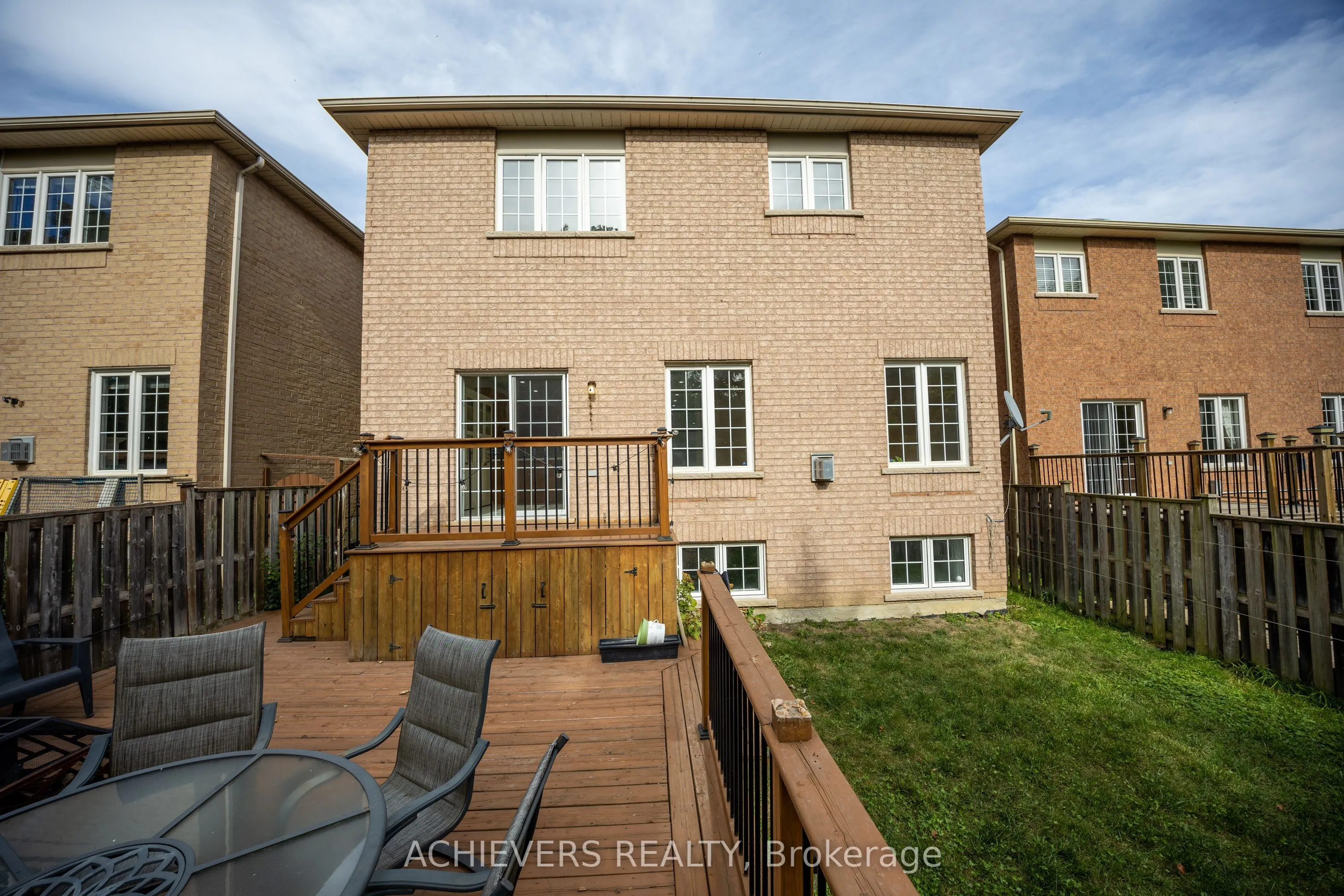 62 Sir Jacobs Crescent