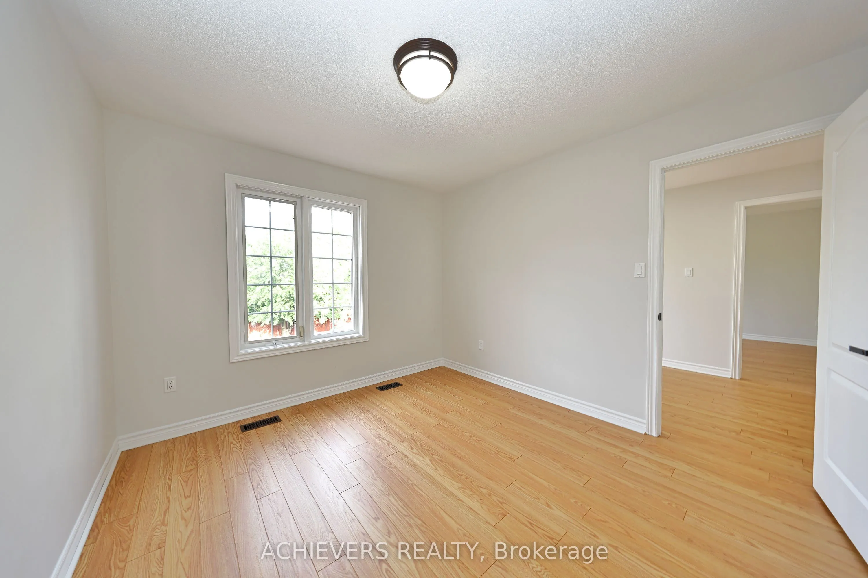 62 Sir Jacobs Crescent