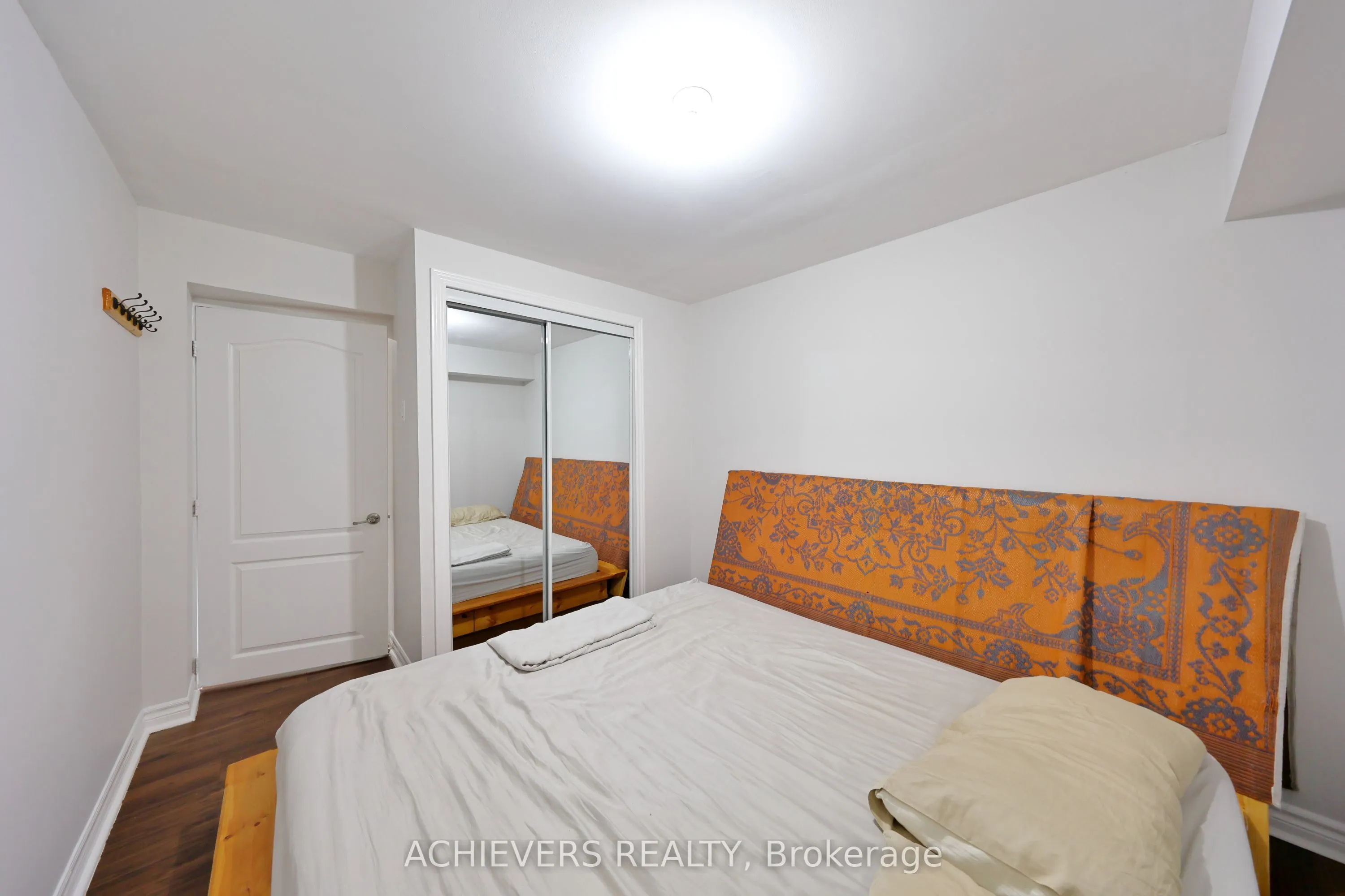 62 Sir Jacobs Crescent