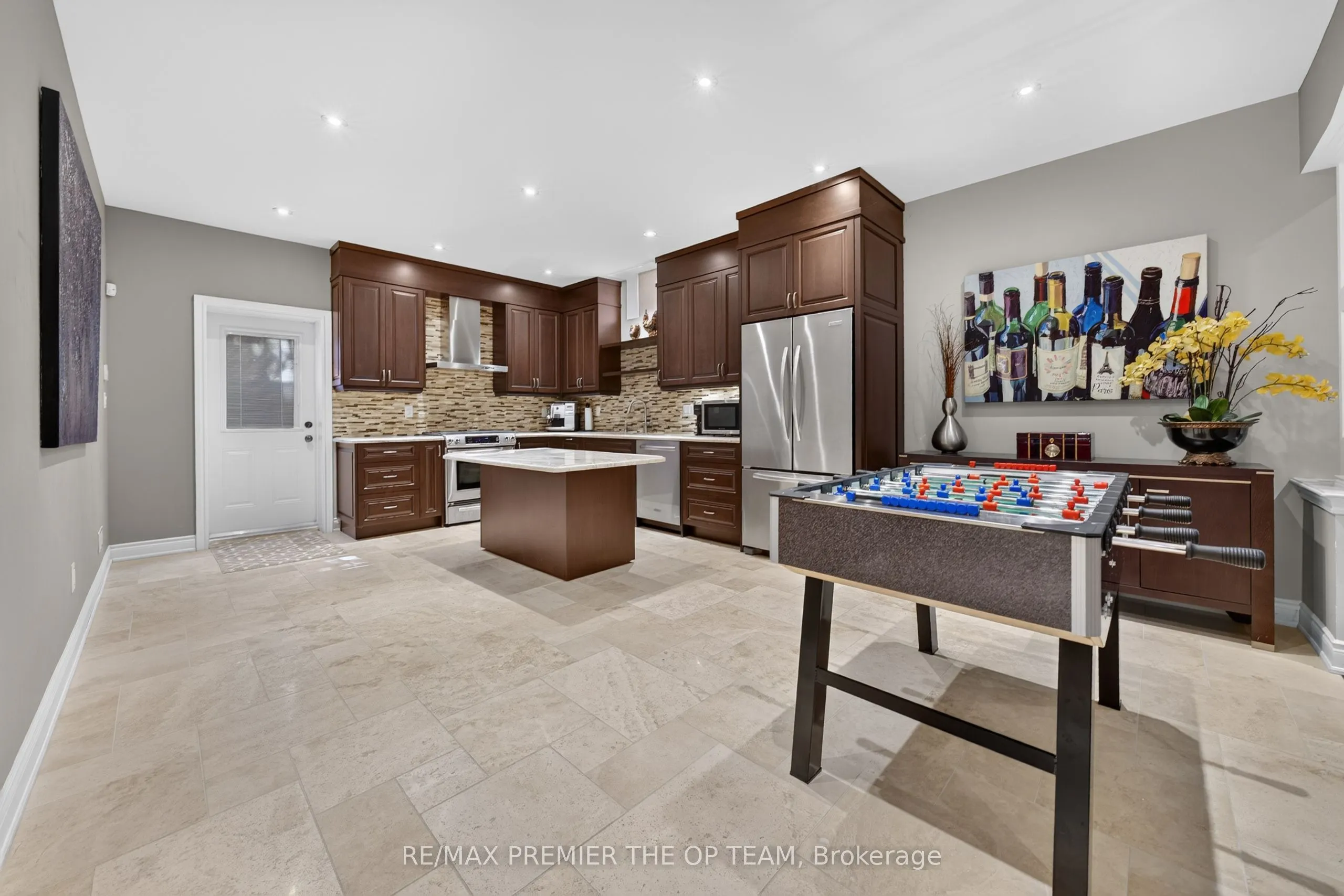 38 Gentle Fox Drive