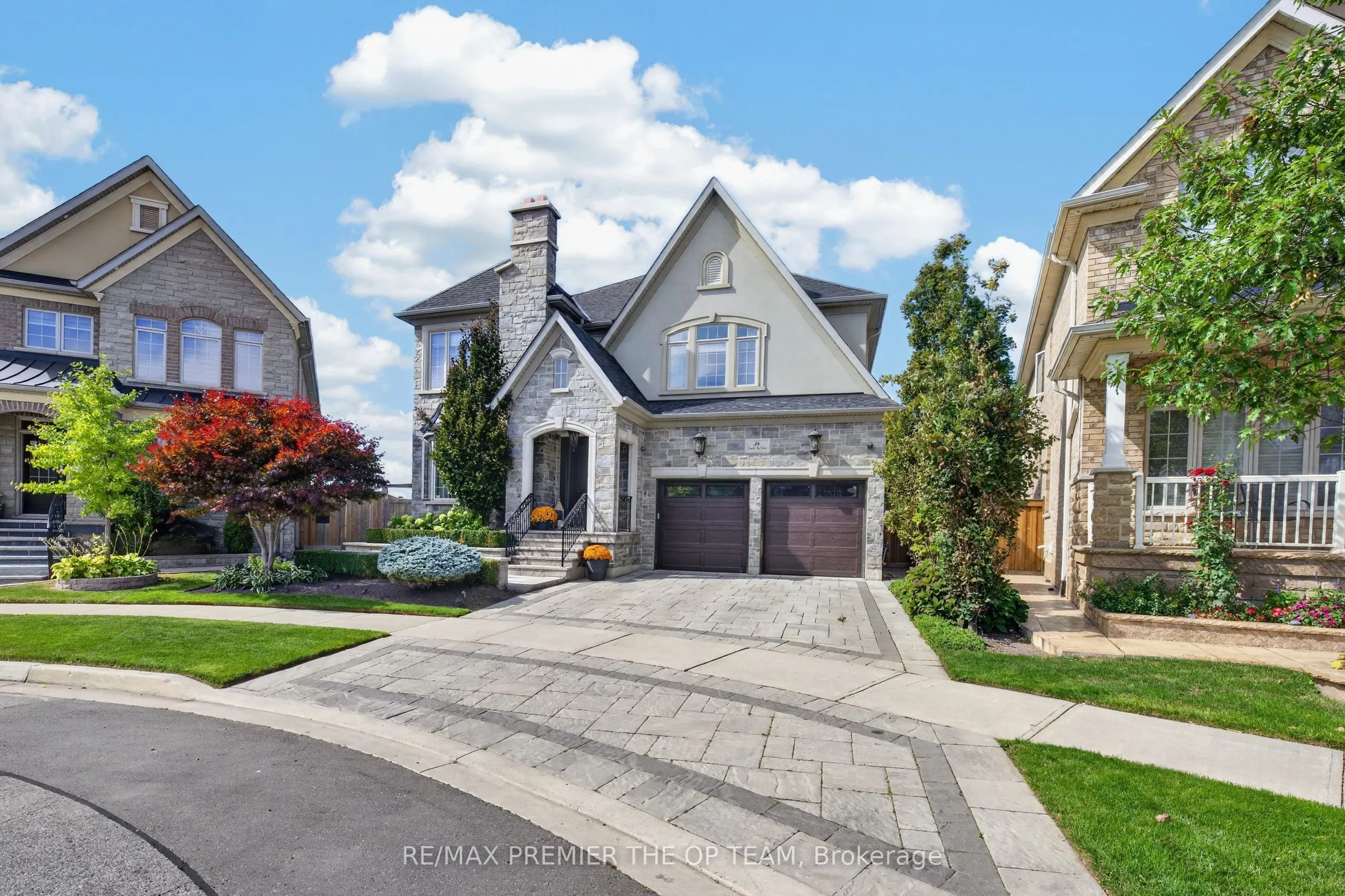 38 Gentle Fox Drive