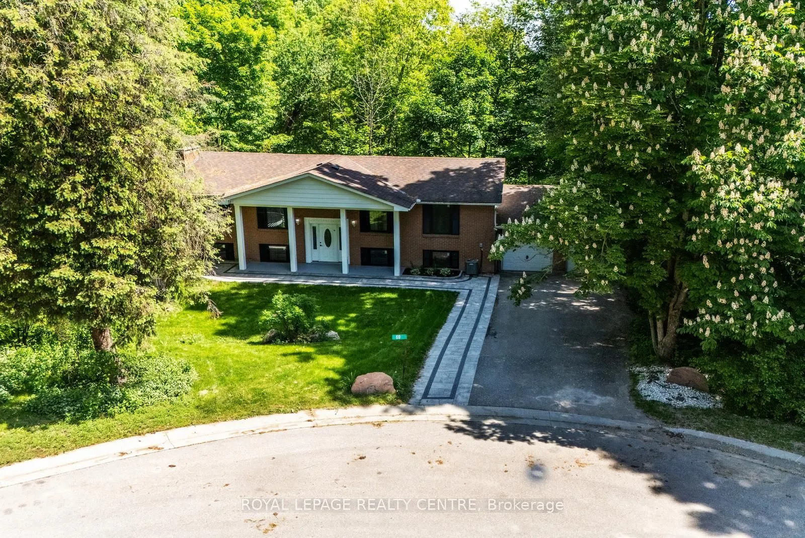 69 Glenda Jane Drive