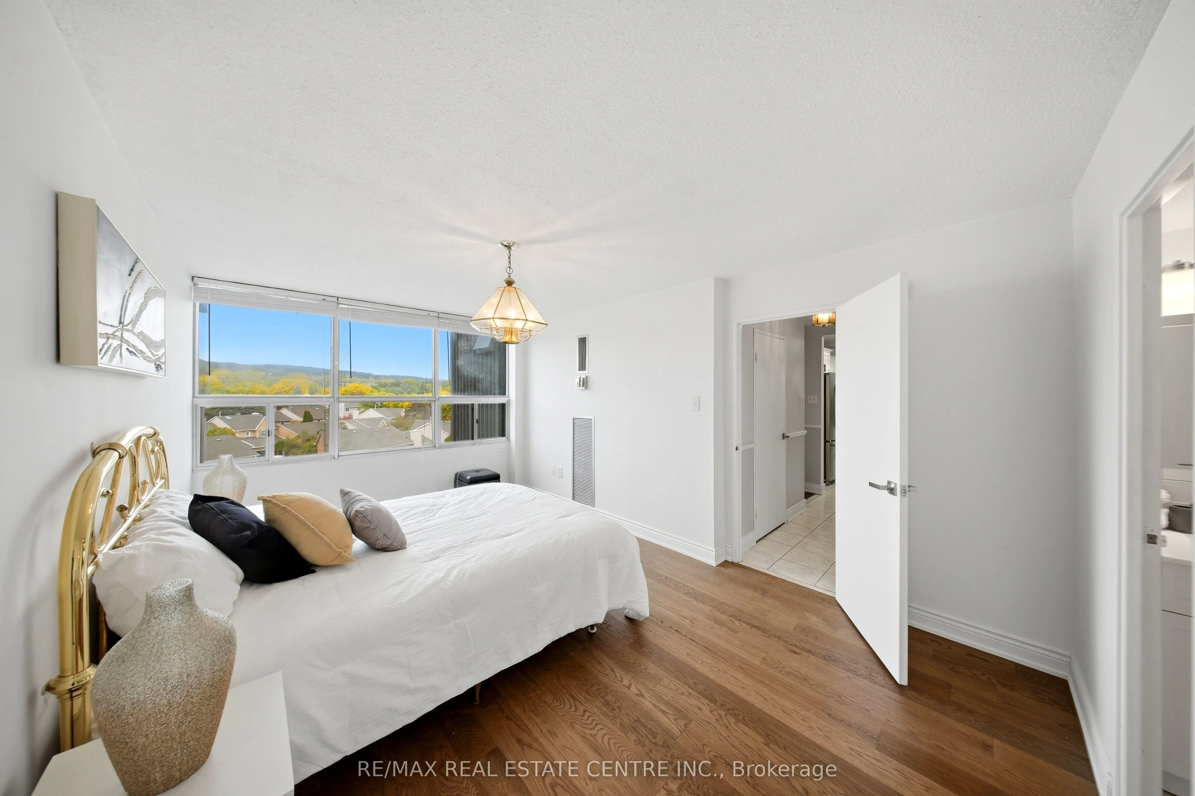2055 Upper Middle Road #602