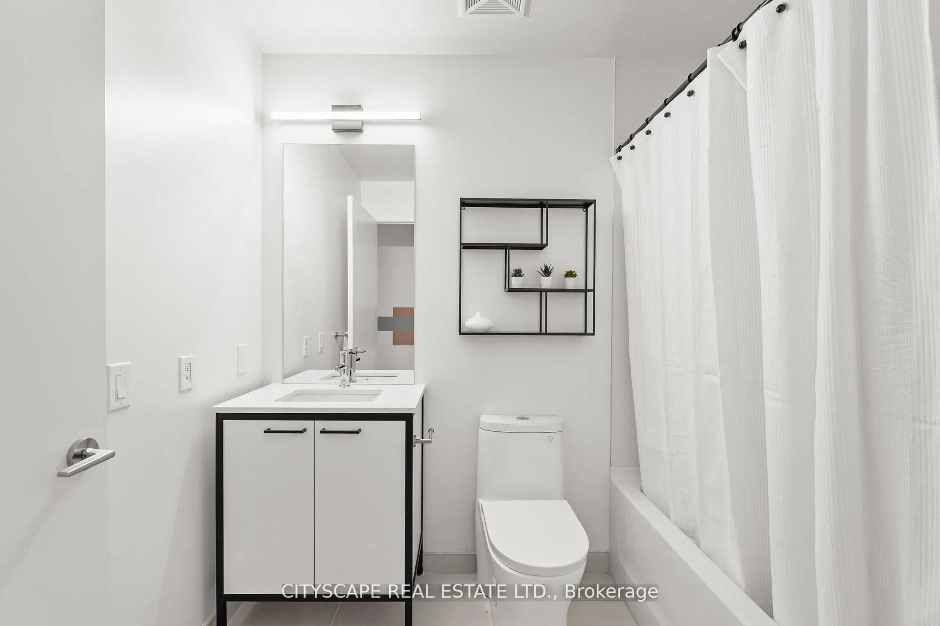 1808 St. Clair Avenue W #1010