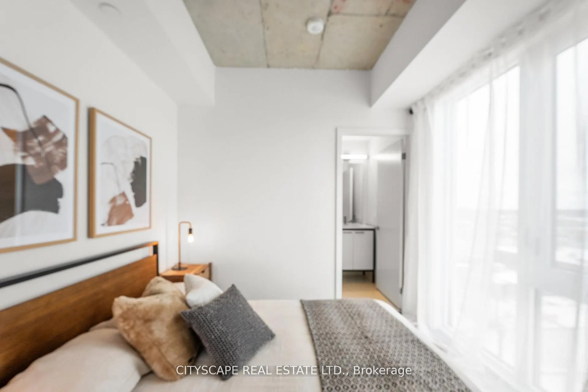 1808 St. Clair Avenue W #1010