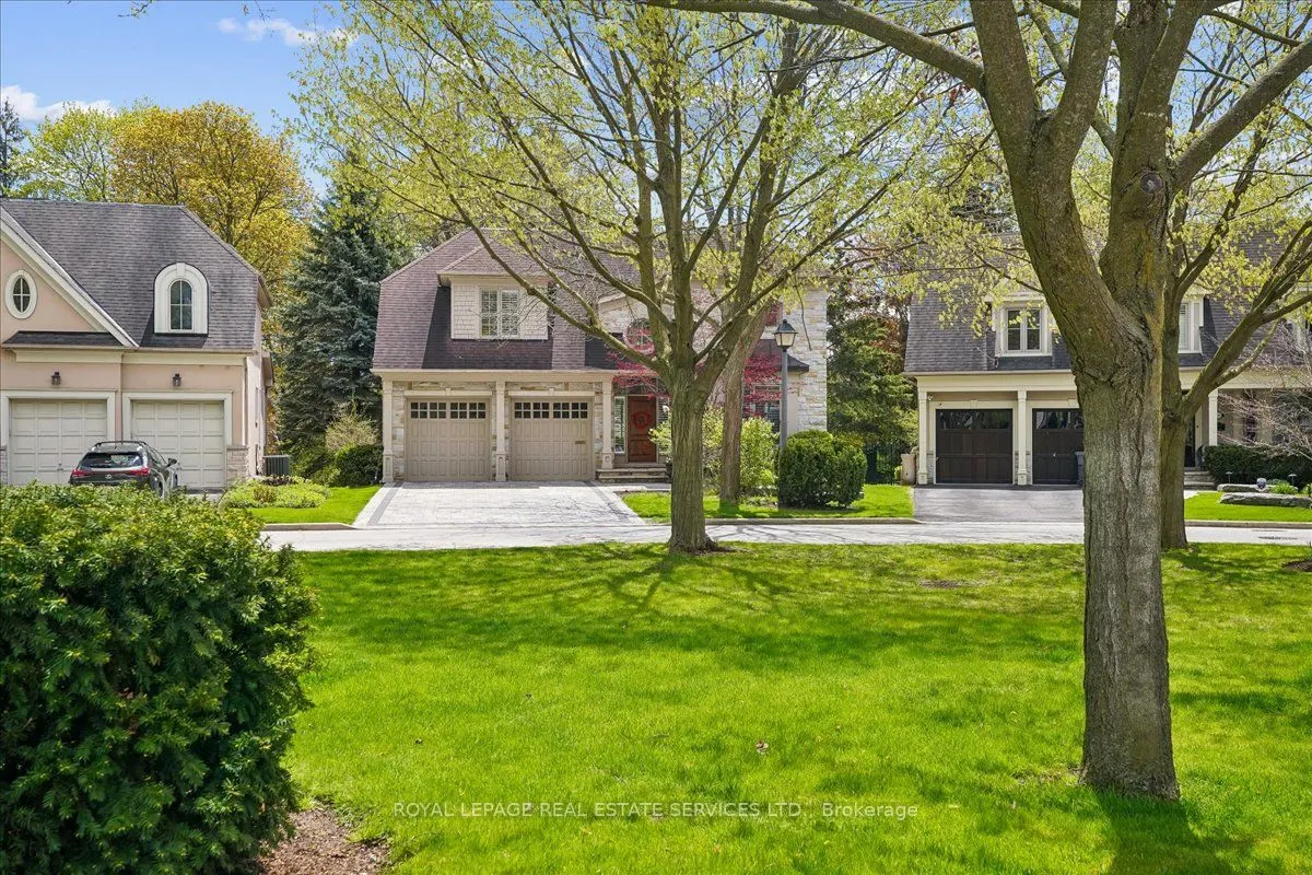 1726 The Pines