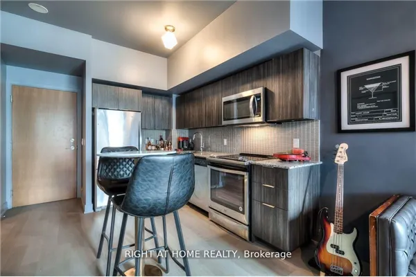 30 Shore Breeze Drive