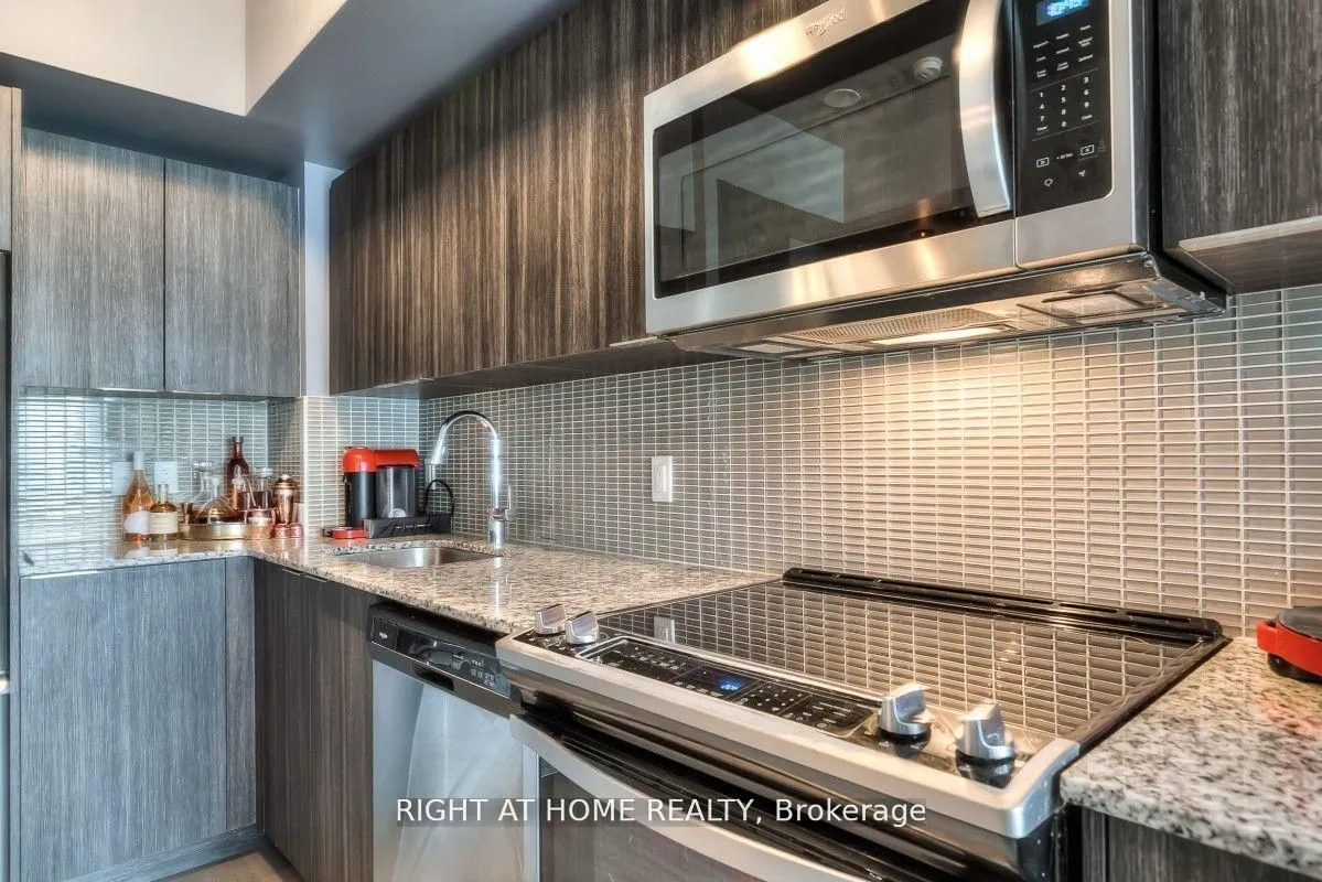 30 Shore Breeze Drive #540