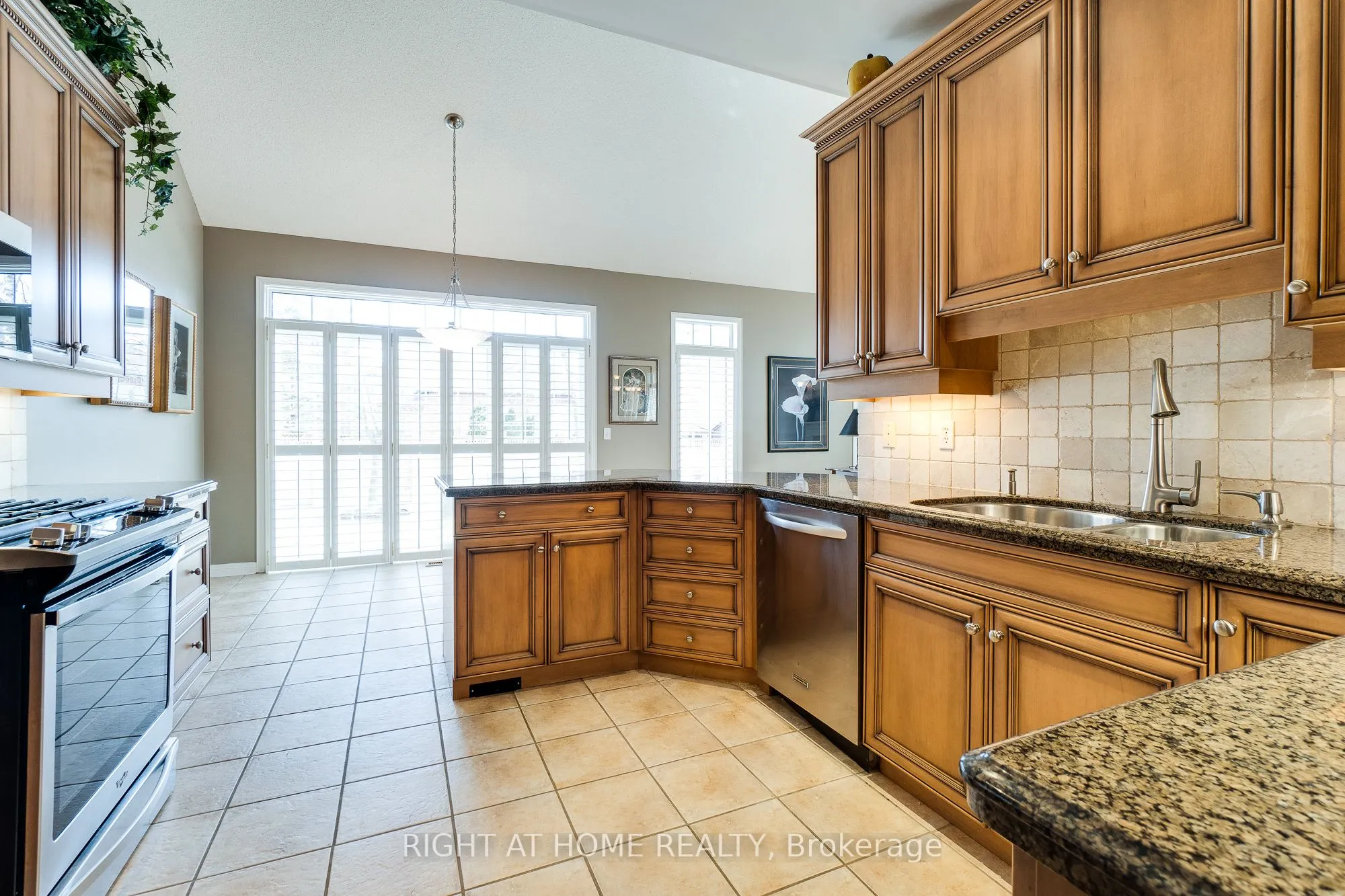 4280 Taywood Drive #15