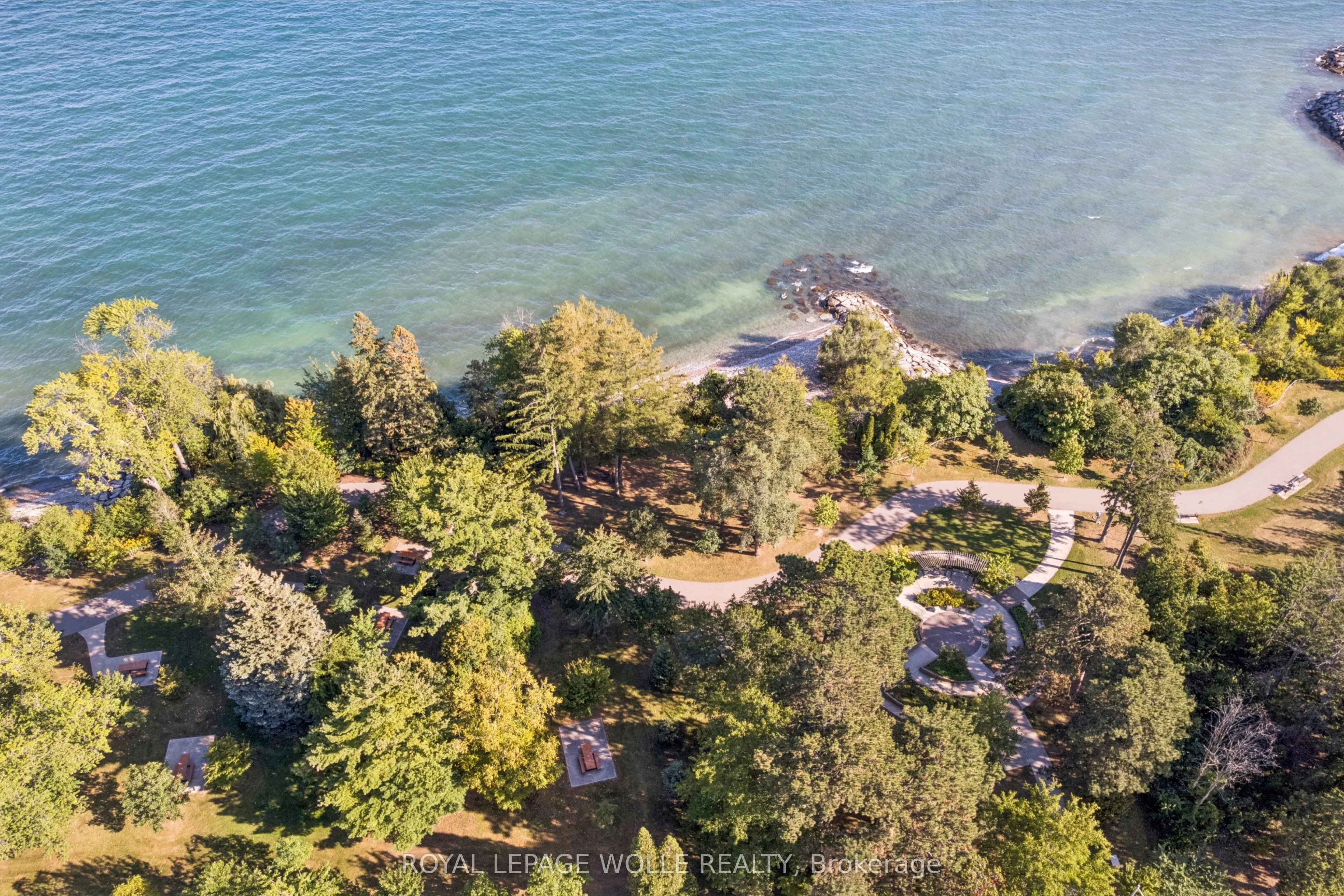 5475 Lakeshore Road #107