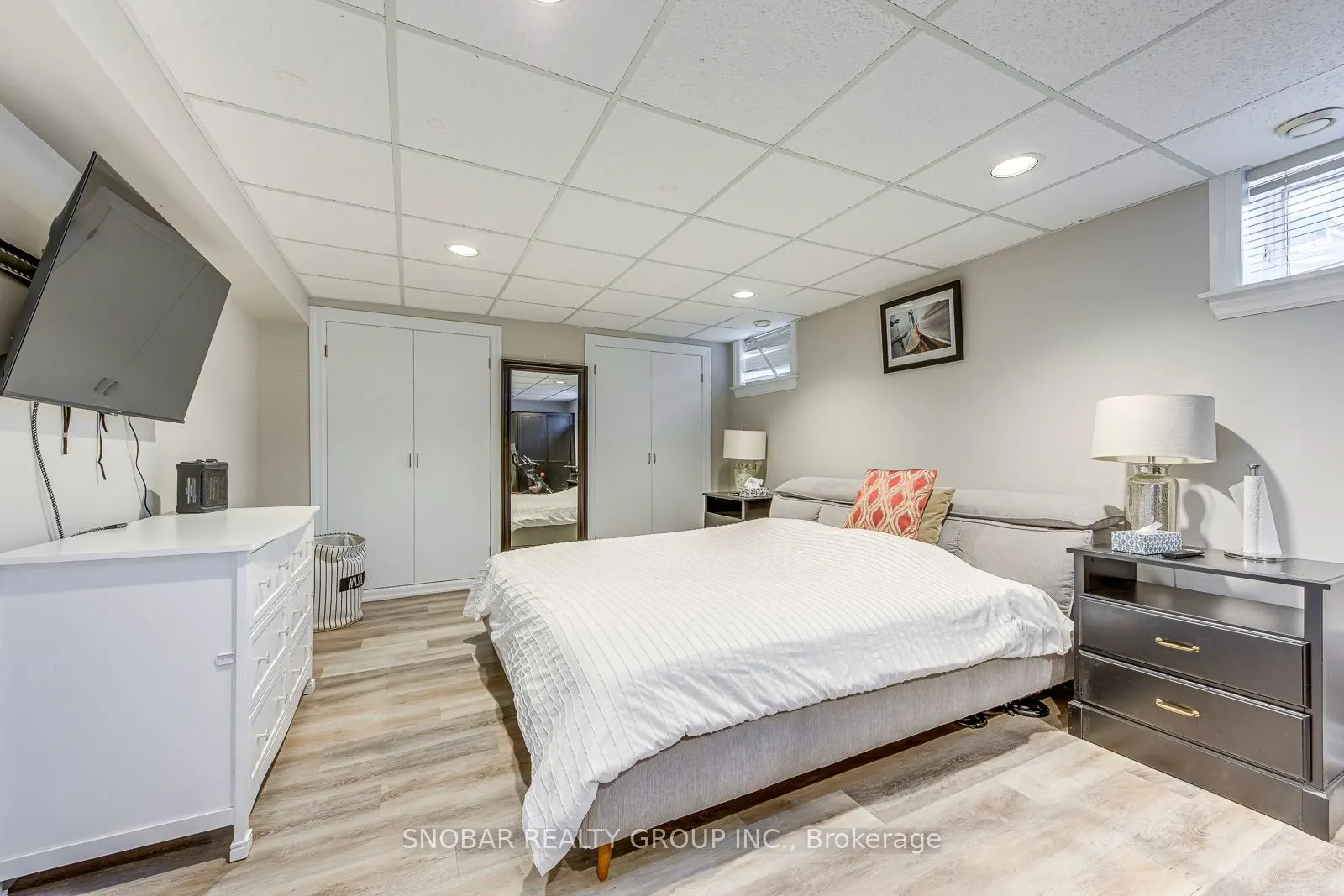 52 Decarie Circle