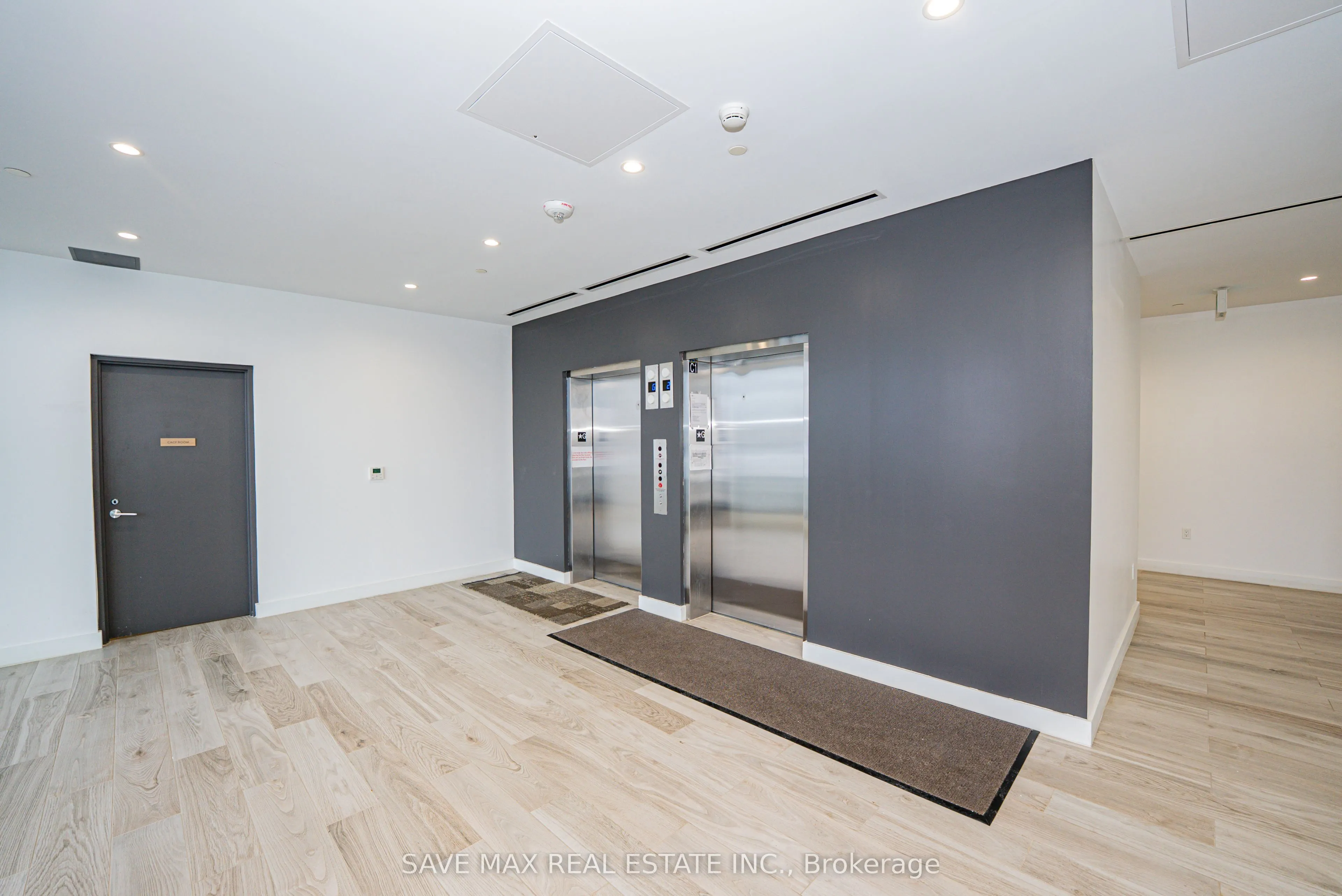 996 Martin Grove Road #410