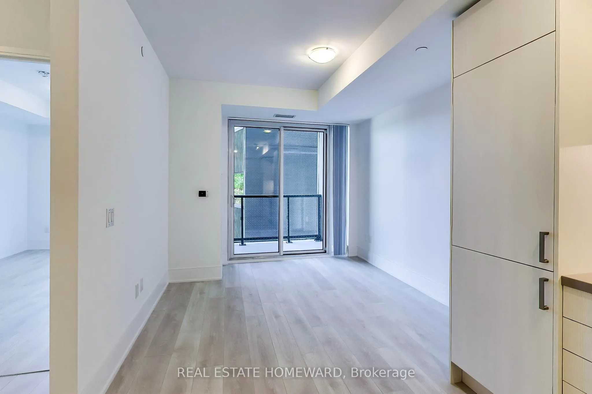 2450 Bloor Street W #304