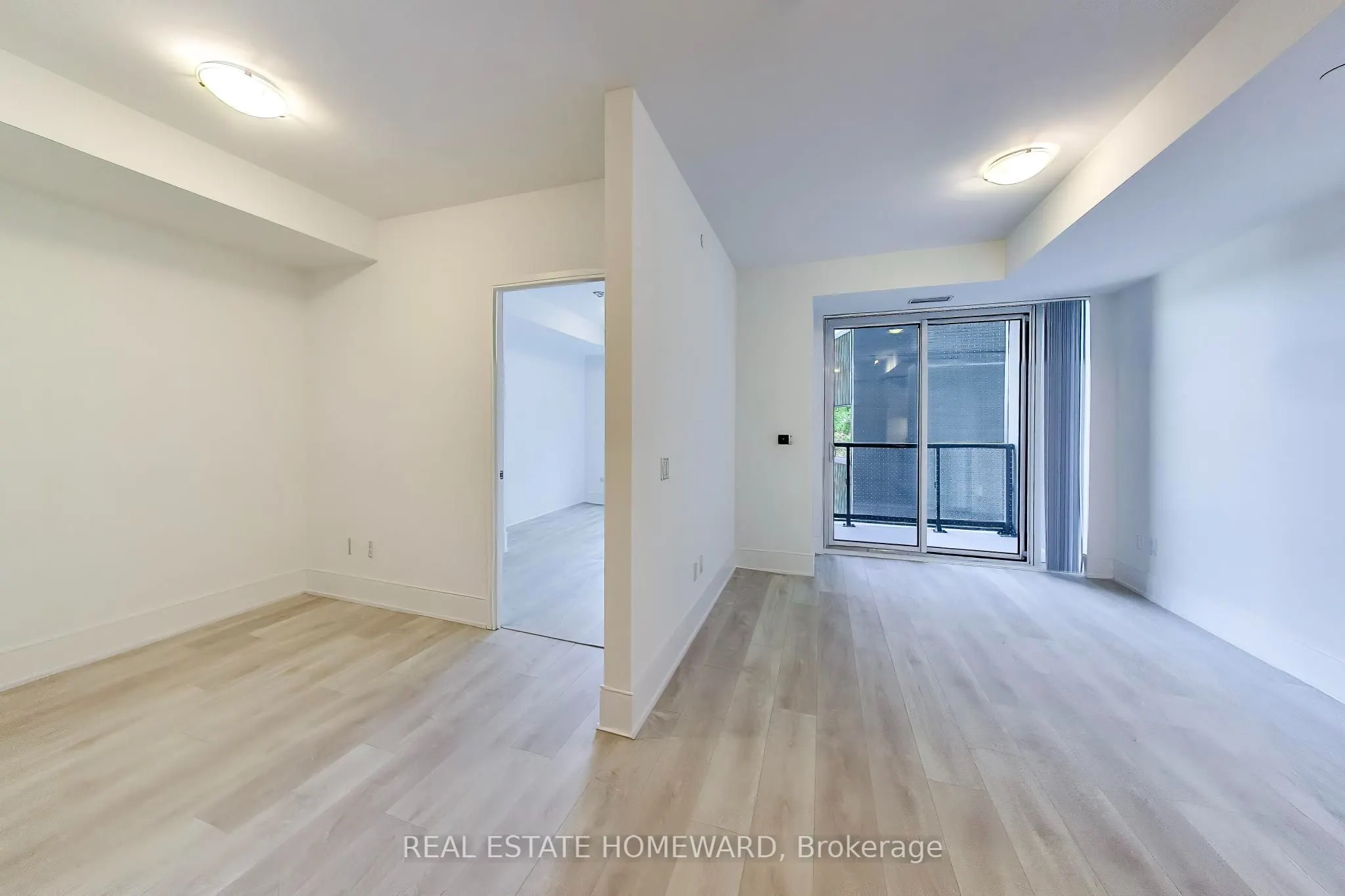 2450 Bloor Street W #304