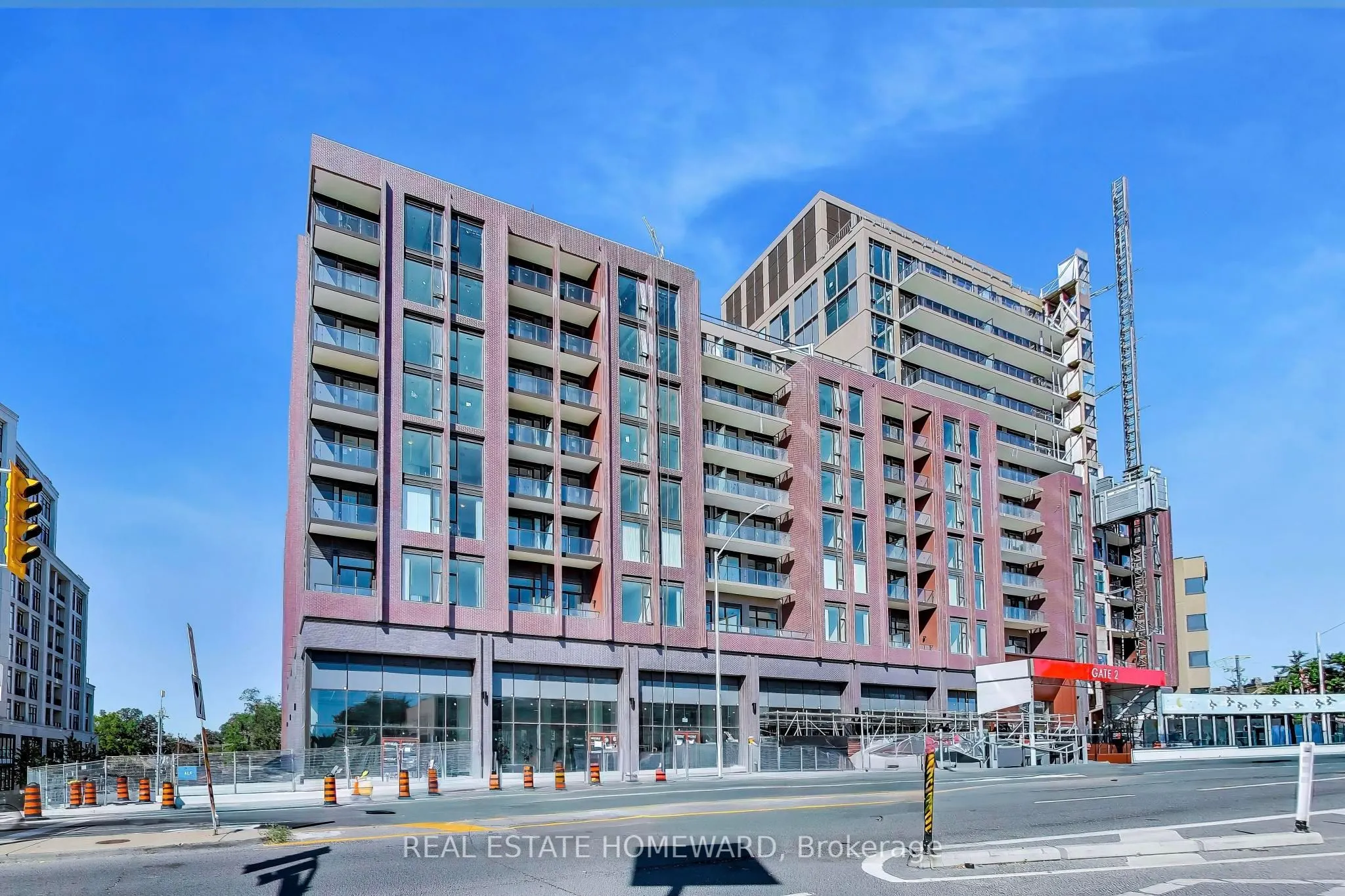 2450 Bloor Street W #304