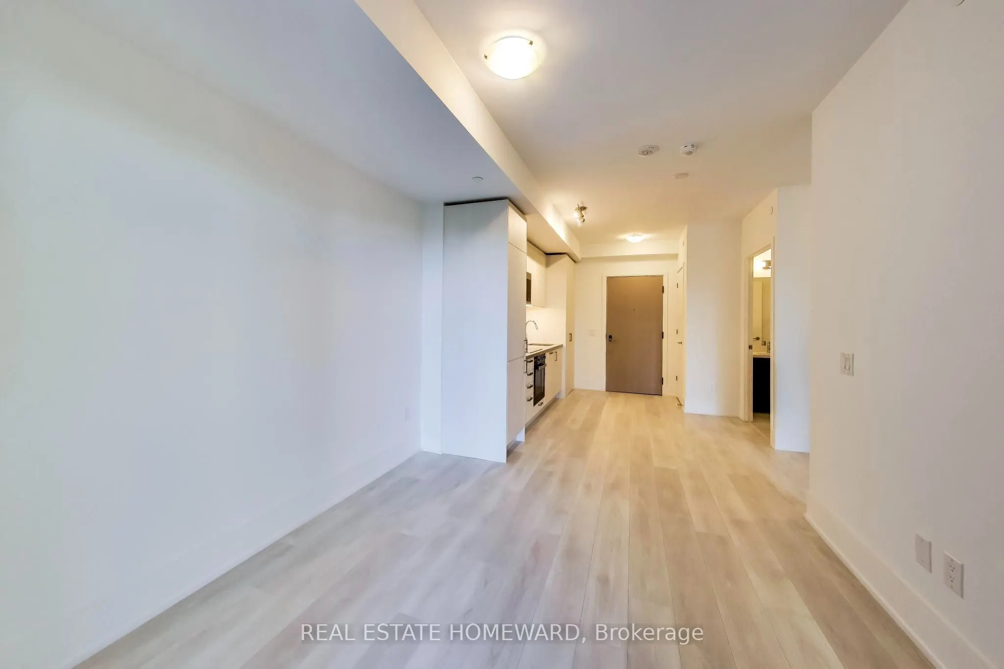 2450 Bloor Street W #304
