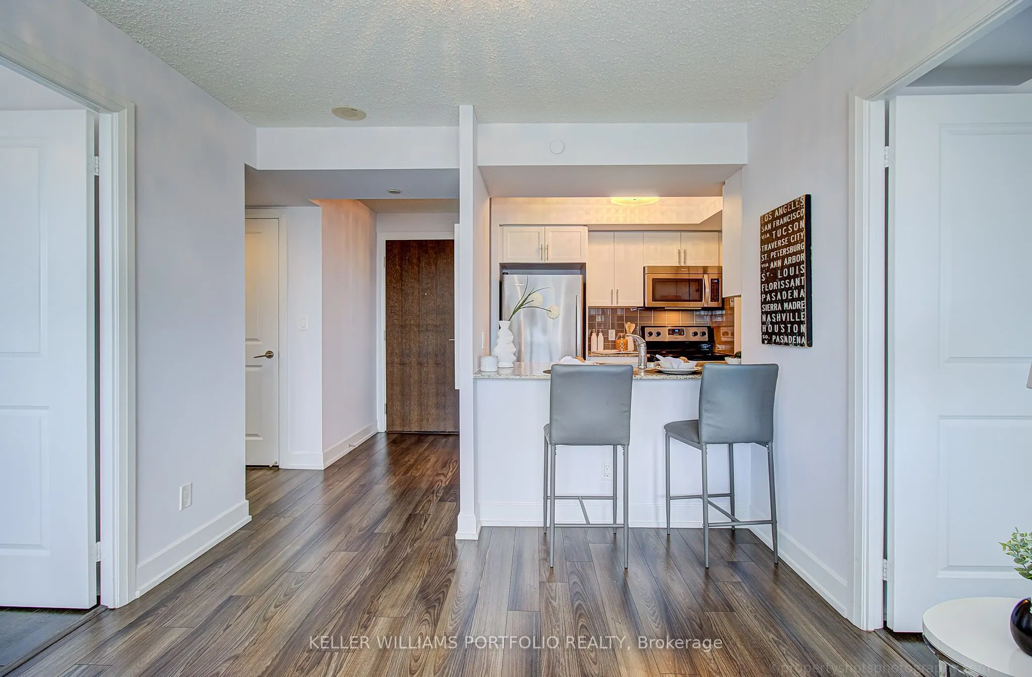 6 Eva Road #706