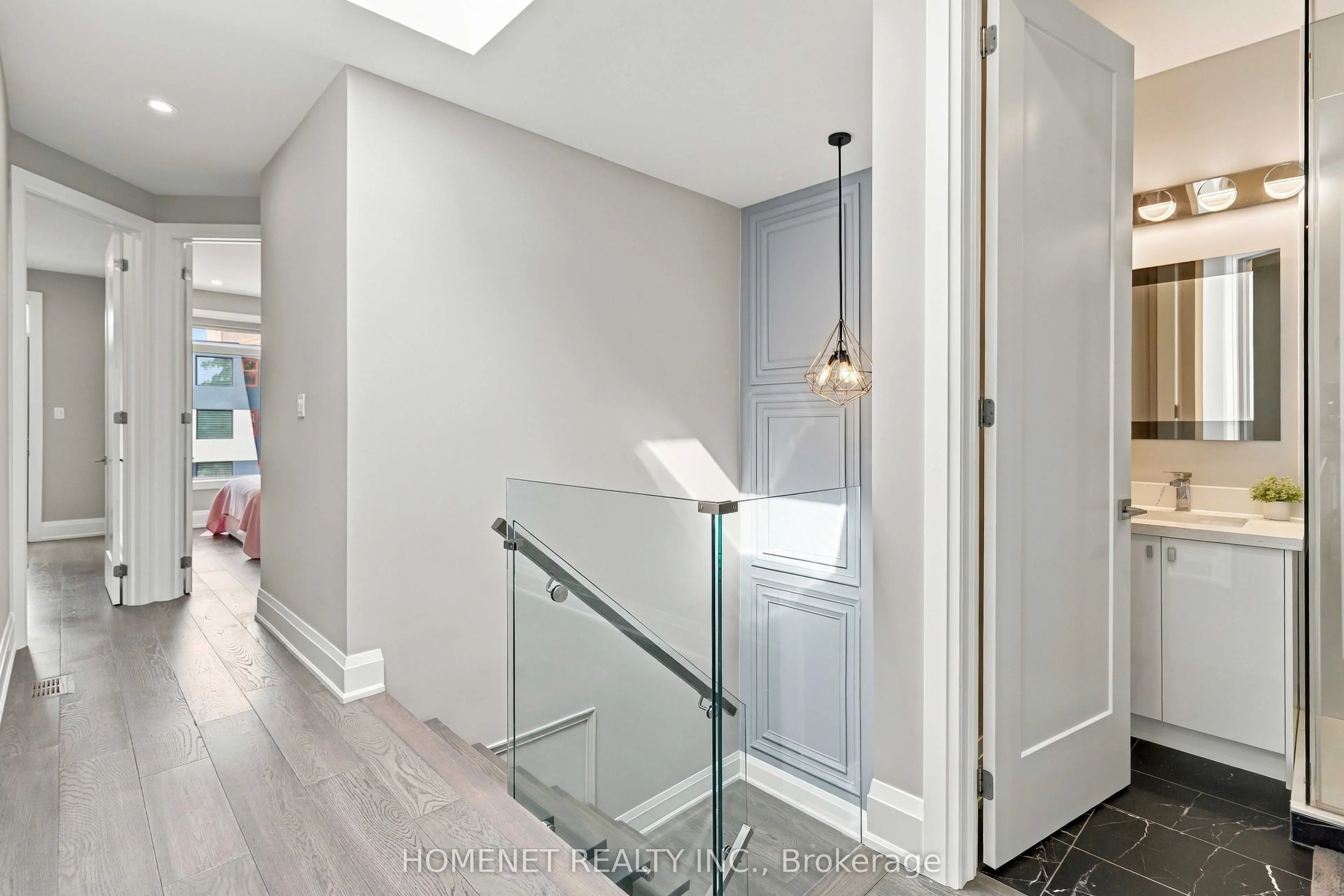 25A Tecumseth Avenue