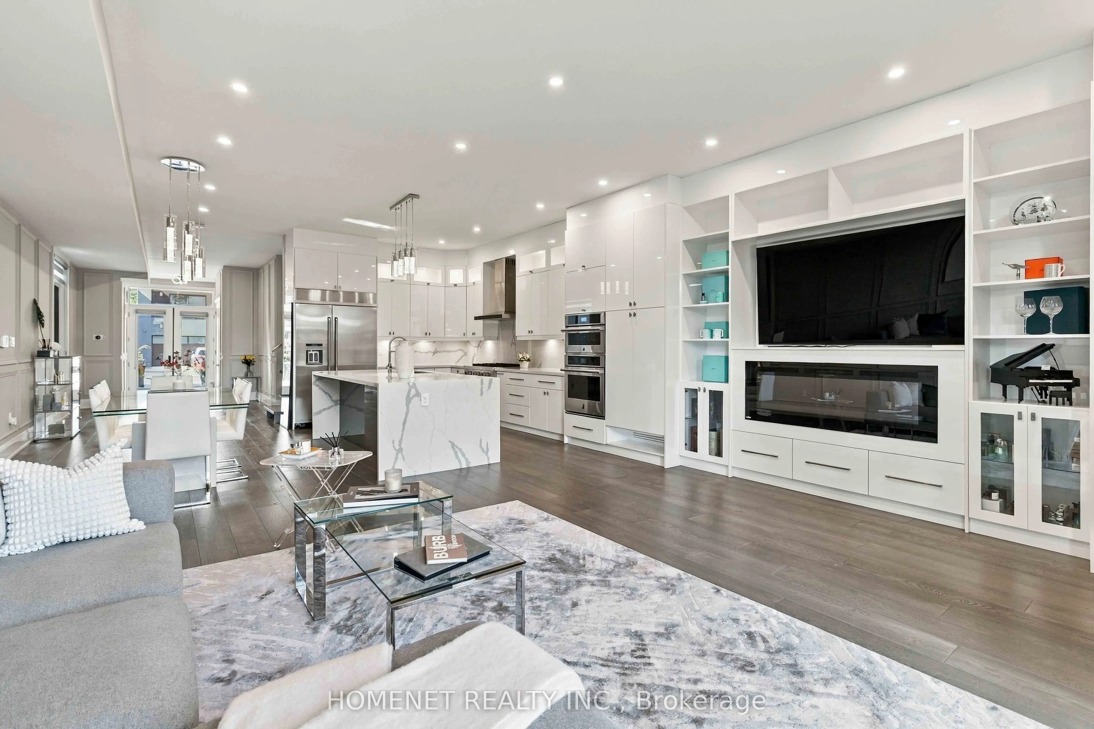 25A Tecumseth Avenue